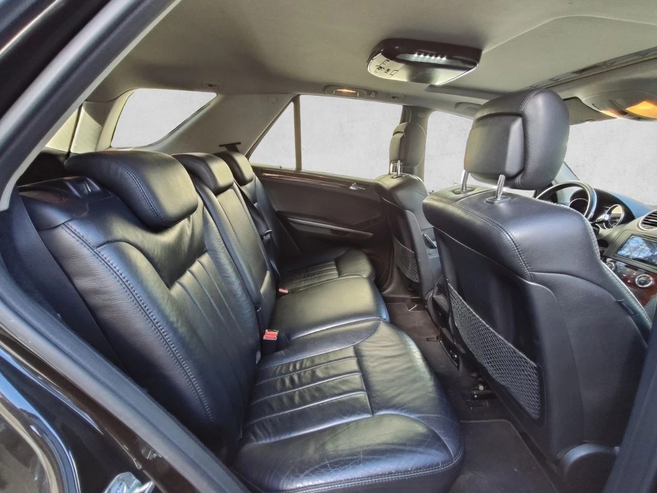 MERCEDES-BENZ ML 350 4Matic Edition 7G-Tronic-image-11
