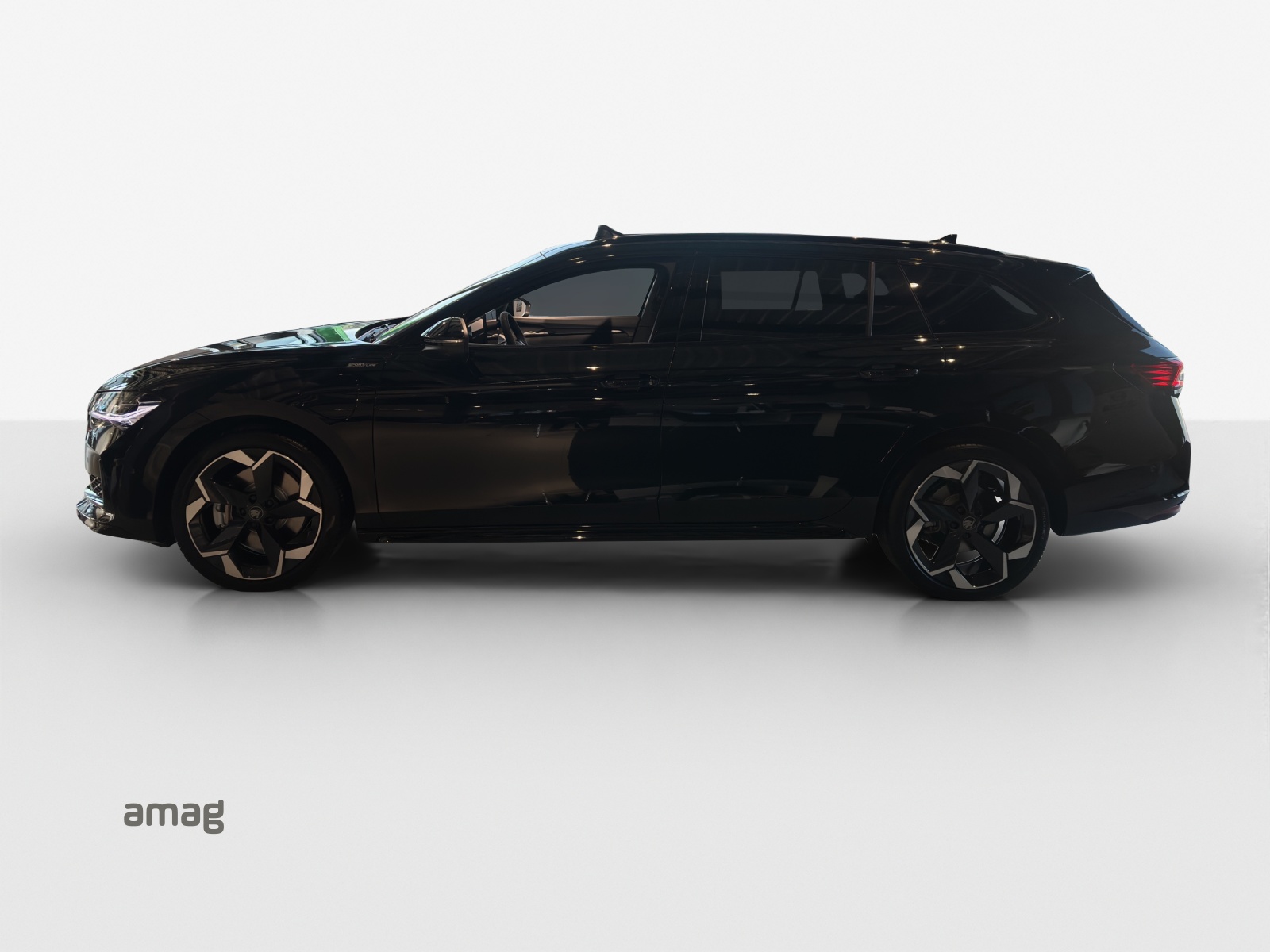 SKODA Superb Combi 1.5 TSI PHEV Sportline DSG-image-1