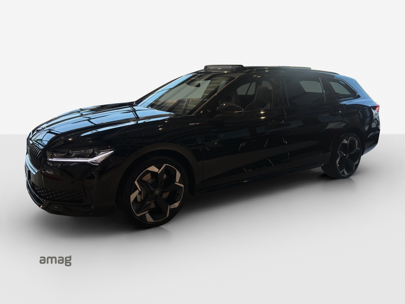 SKODA Superb Combi 1.5 TSI PHEV Sportline DSG-image-0