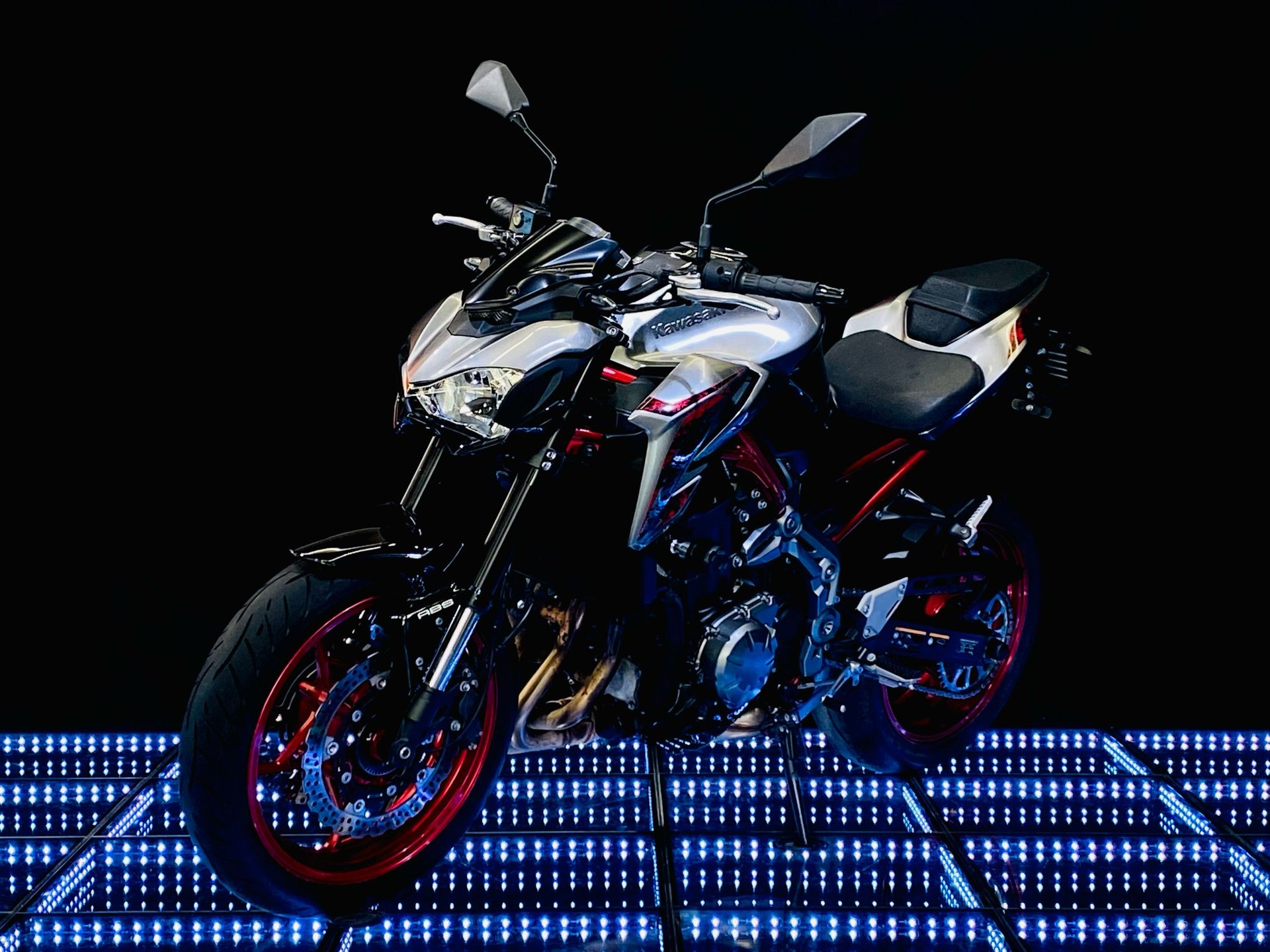 KAWASAKI Z 900 Performance-image-1