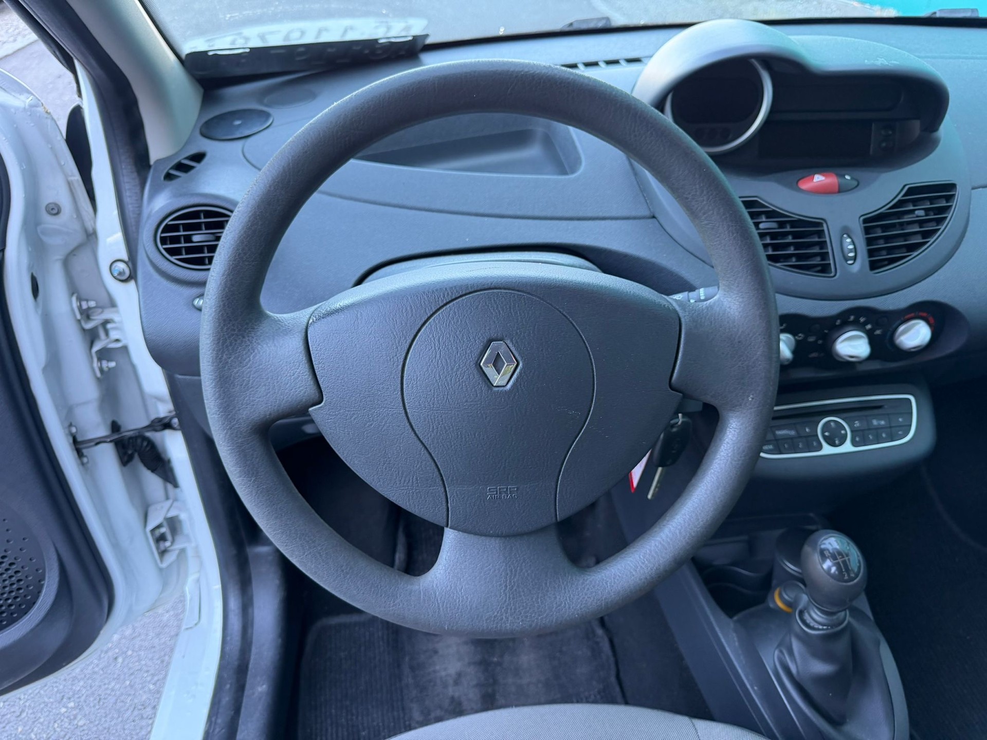 RENAULT Twingo 1.2 16V Dynamique-image-9
