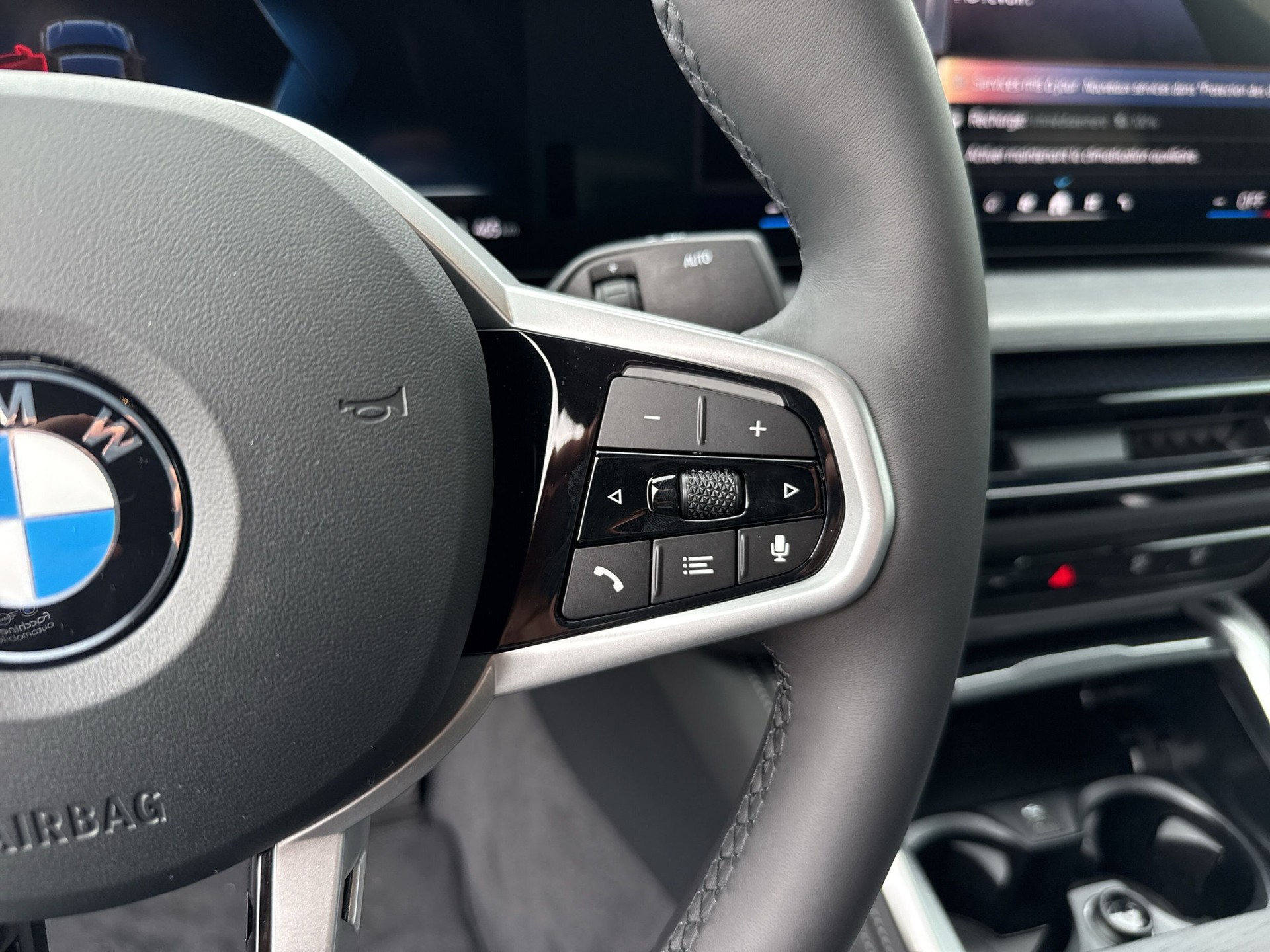 BMW i4 xDrive 40 M Sport Pro-image-16