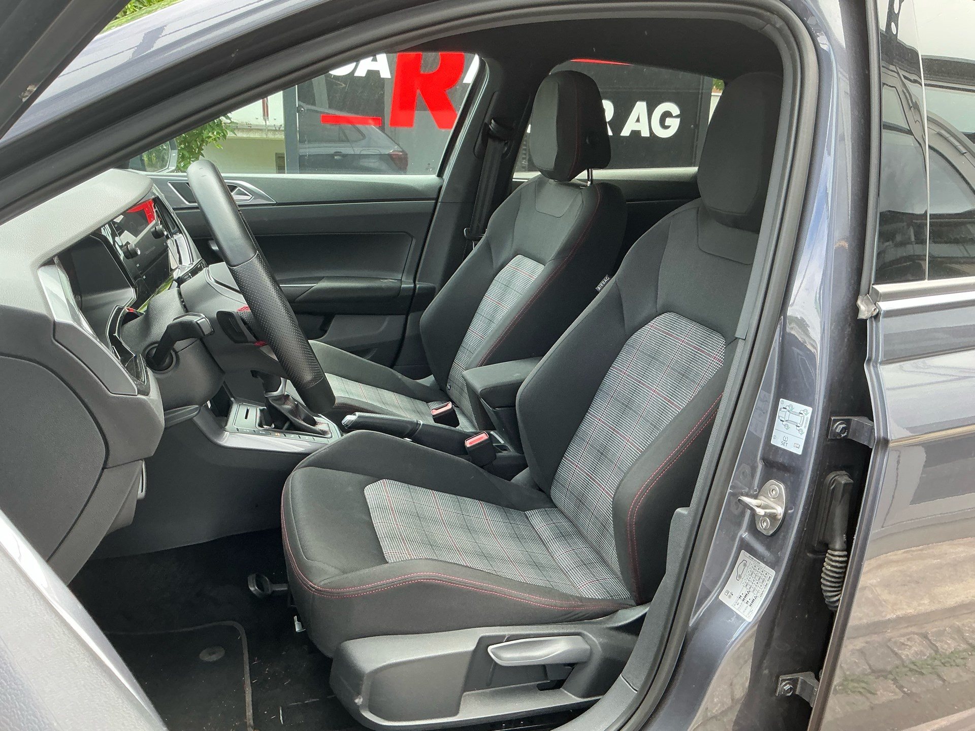 VW Polo 2.0 TSI DSG GTI *** TOP AUSSTATTUNG ***-image-7