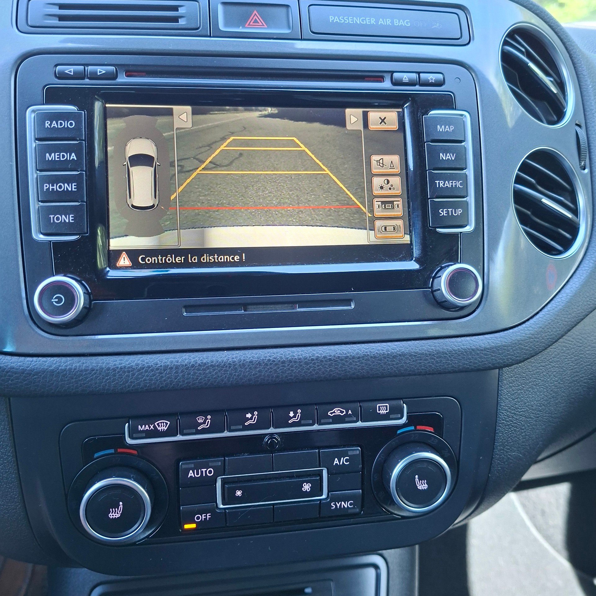 VW Tiguan 2.0 TSI R-Line Design 4Motion DSG-image-8