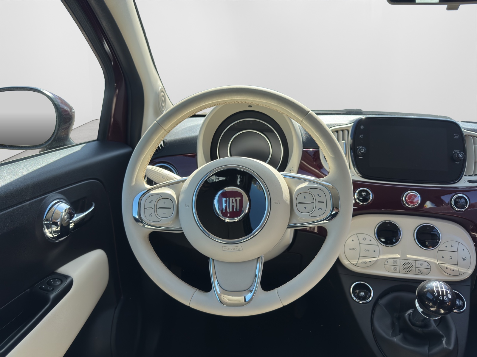 FIAT 500 C 1.0 Hybrid Dolcevita Star-image-9