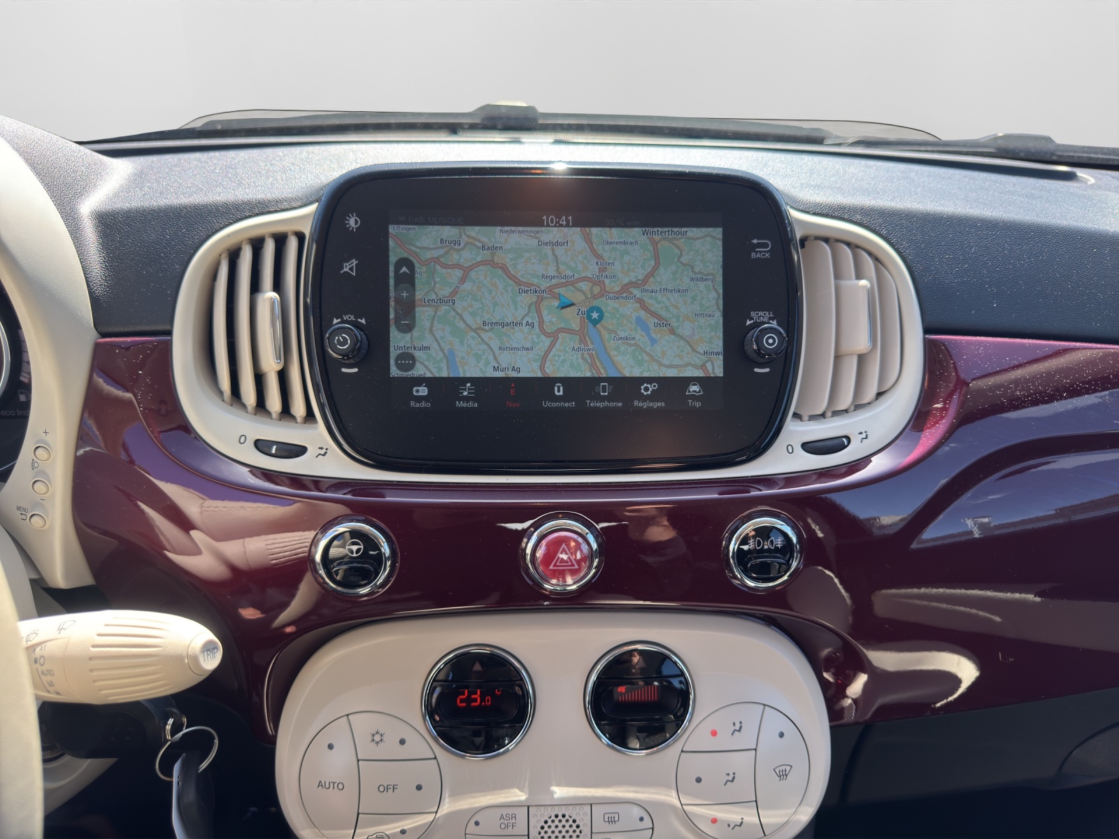 FIAT 500 C 1.0 Hybrid Dolcevita Star-image-11