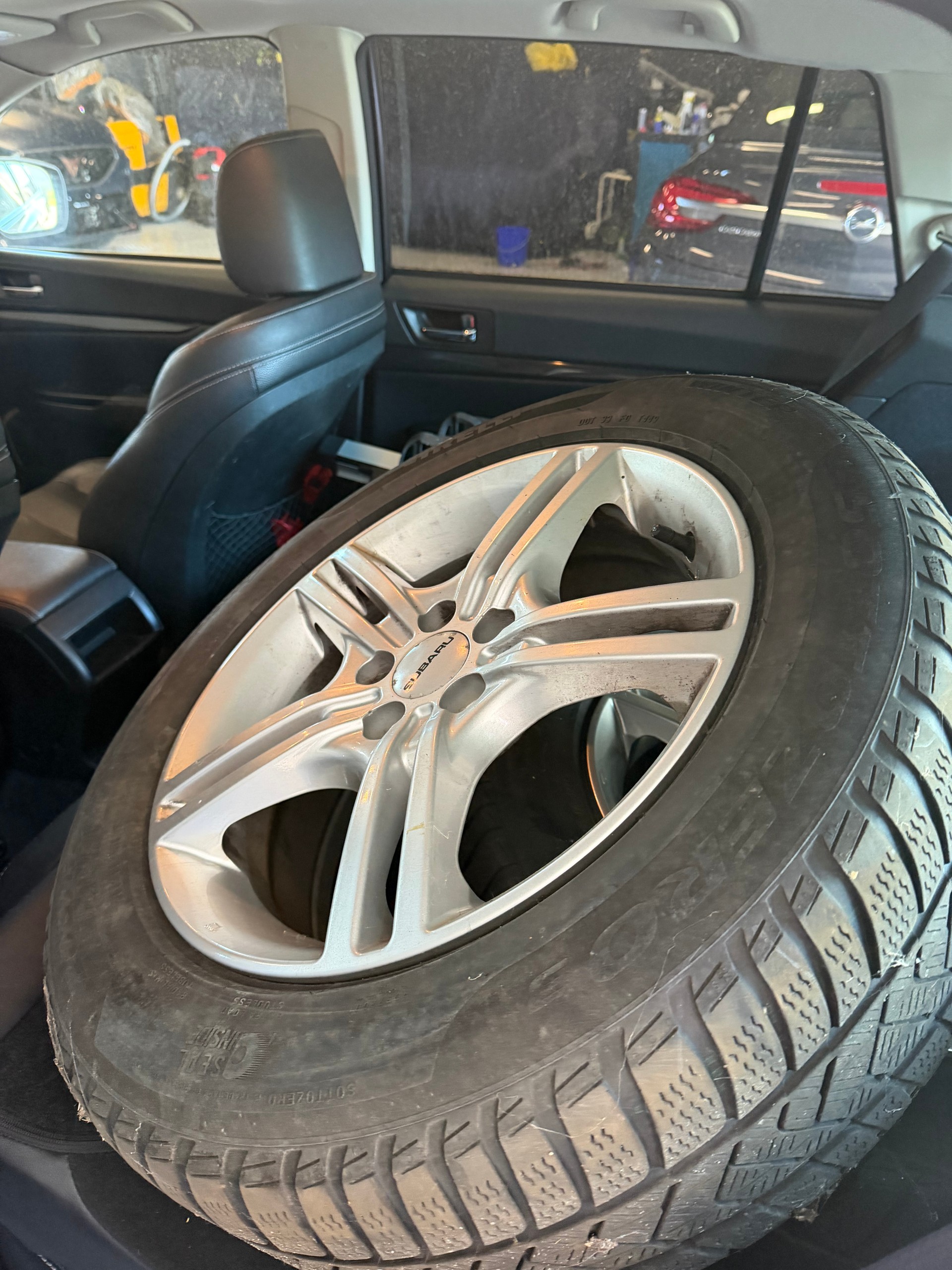 SUBARU Legacy 2.0D Limited S AWD-image-10