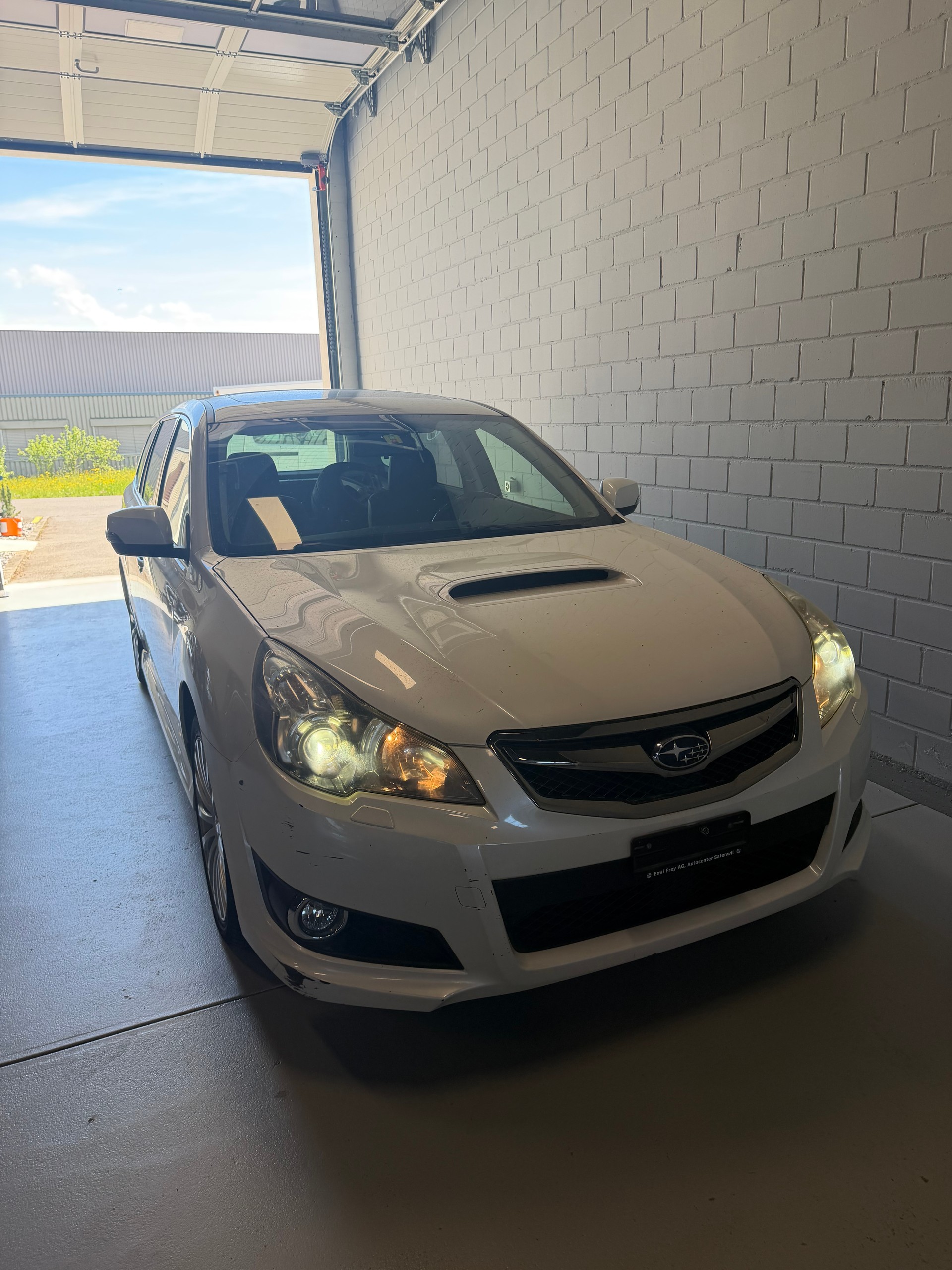 SUBARU Legacy 2.0D Limited S AWD