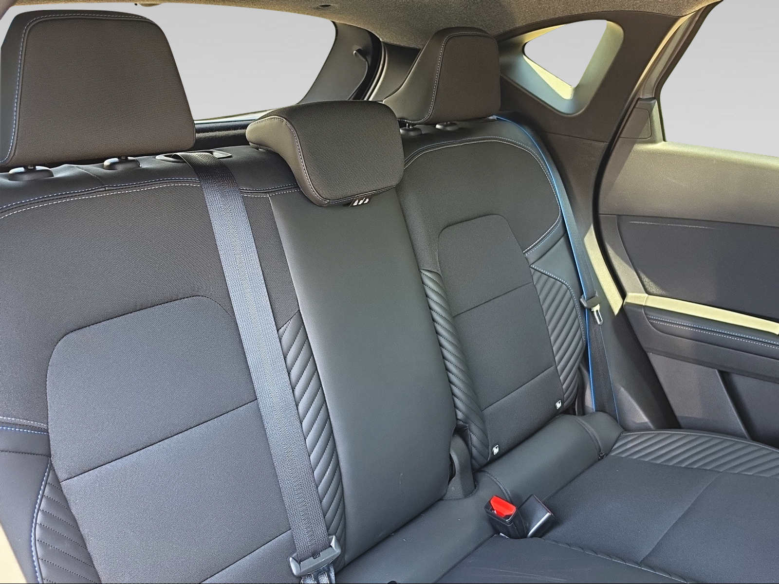 RENAULT Captur 1.3 TCe 160 esprit Alpine EDC-image-9