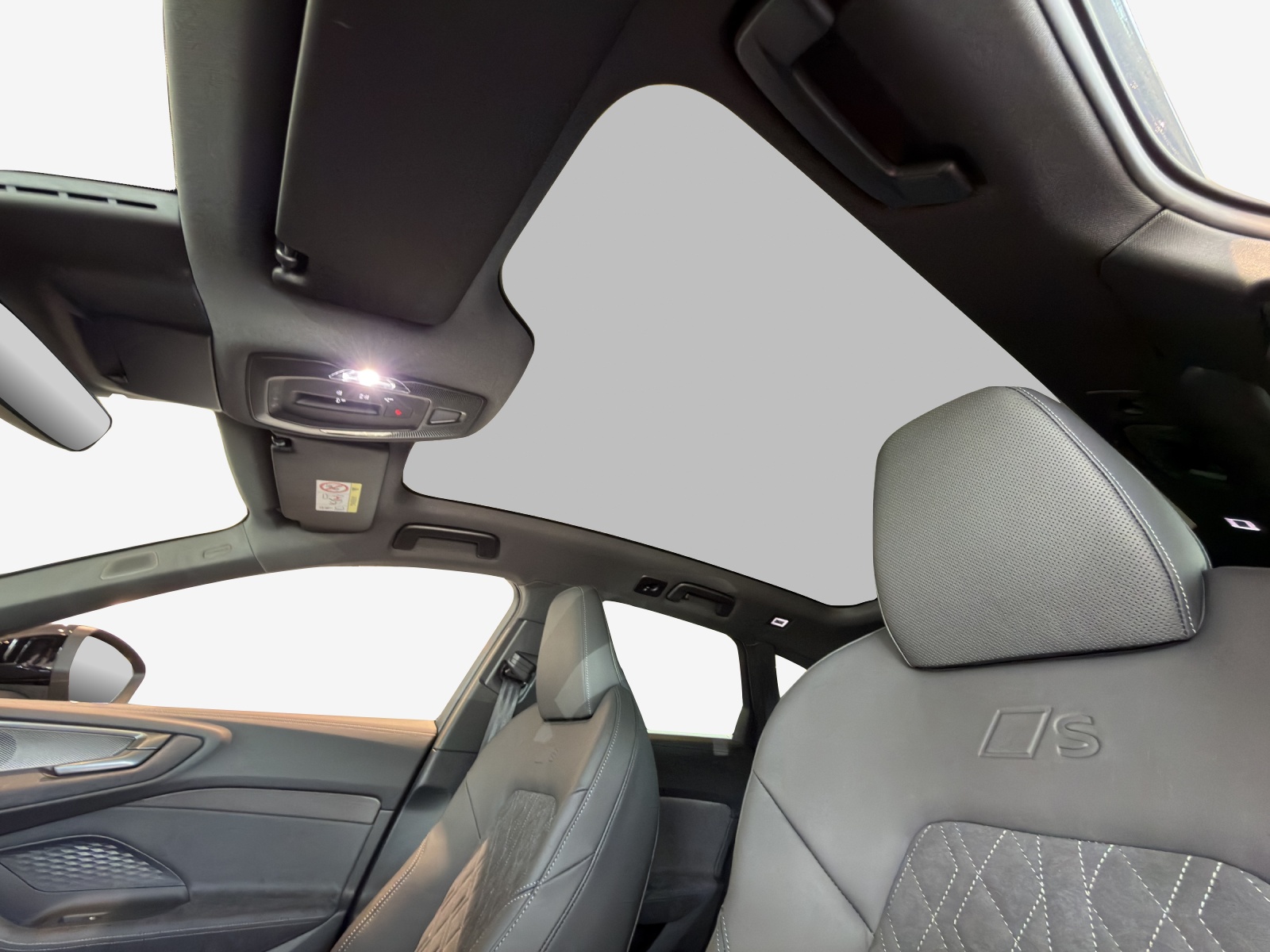 AUDI A5 Avant e-hybrid quattro Attraction 220 kW S tronic-image-14