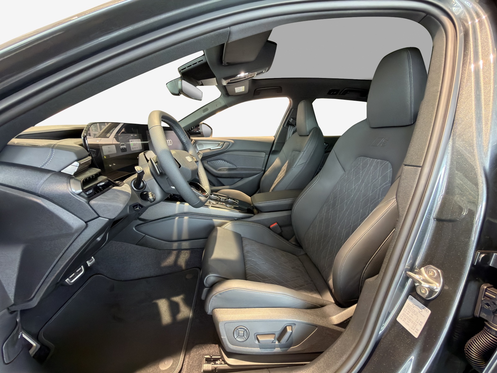 AUDI A5 Avant e-hybrid quattro Attraction 220 kW S tronic-image-7