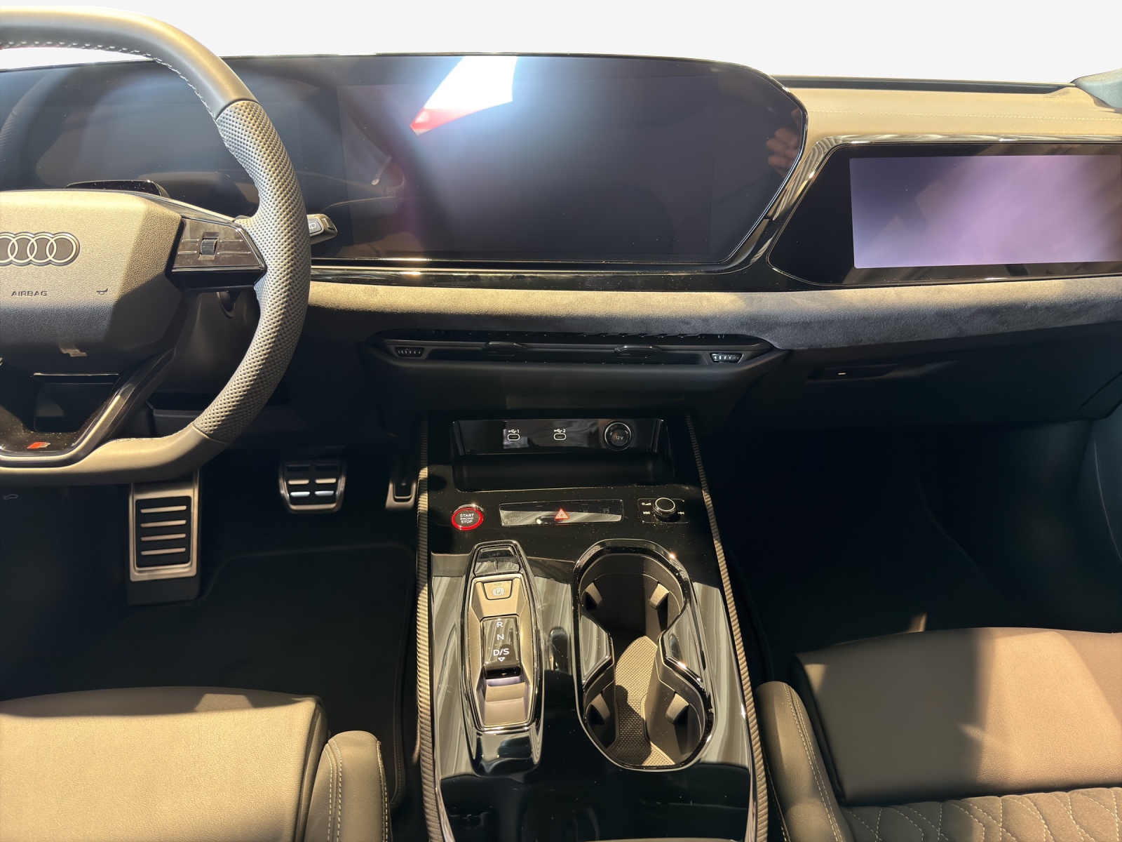 AUDI A5 Avant e-hybrid quattro Attraction 220 kW S tronic-image-10
