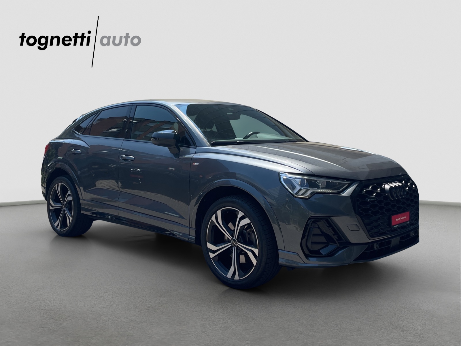 AUDI Q3 Sportback 45 TFSI S line quattro S-tronic-showroom-element-1