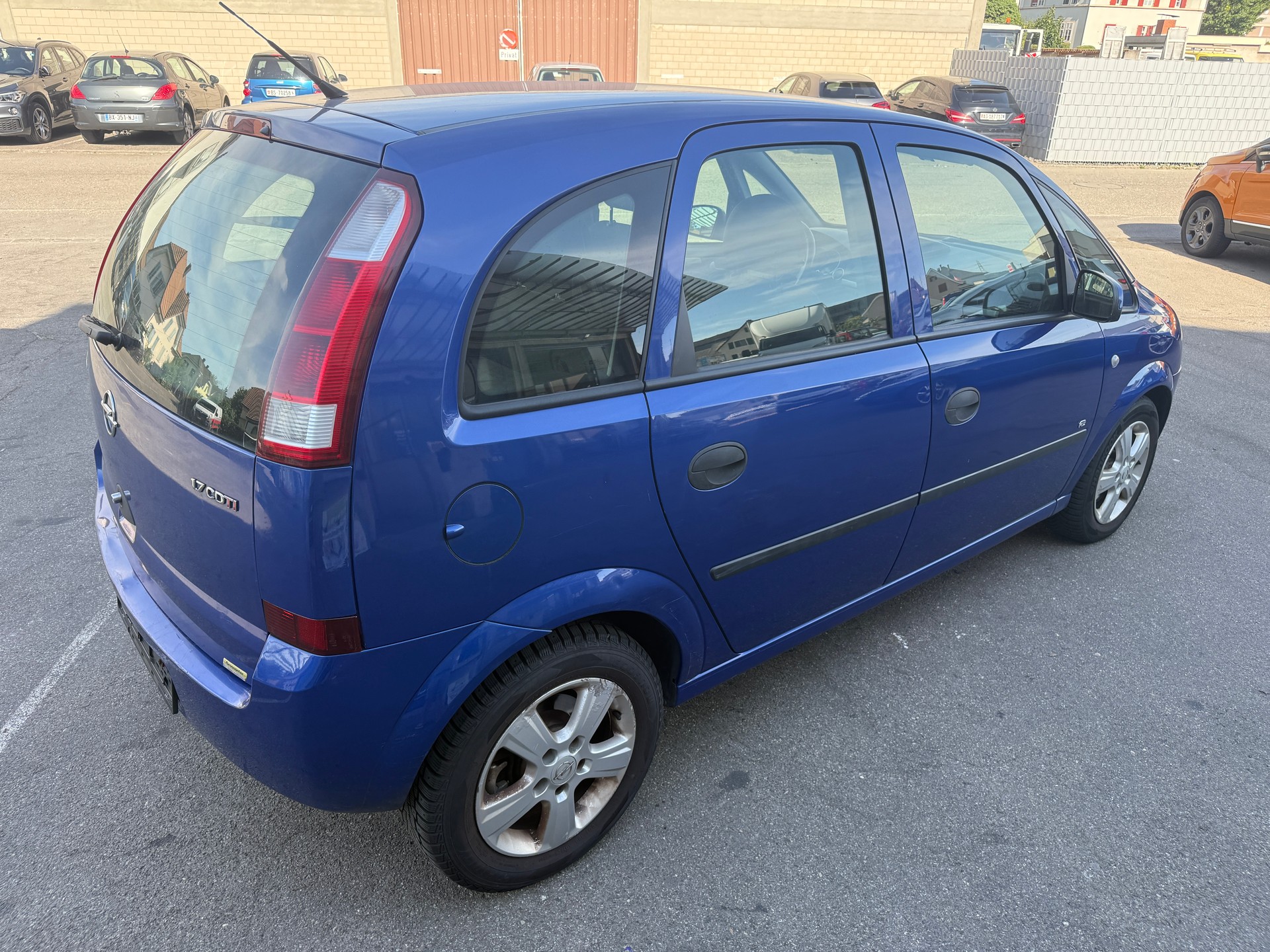 OPEL Meriva 1.7 CDTi Linea Fresca-image-2