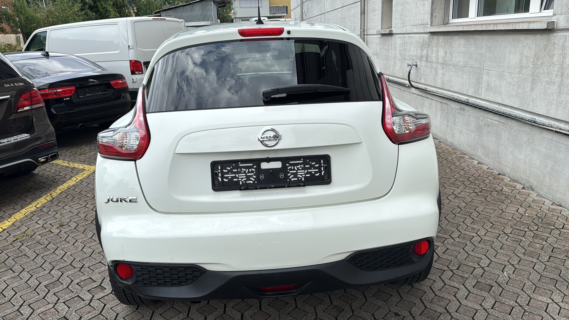 NISSAN Juke 1.2 DIG-T tekna-showroom-element-3
