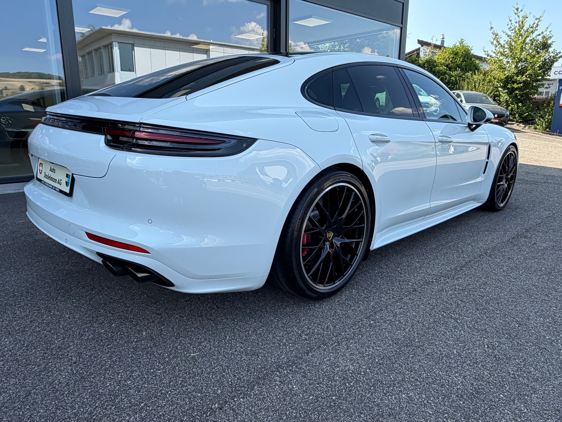 PORSCHE Panamera 4.0 V8 Turbo-showroom-element-1