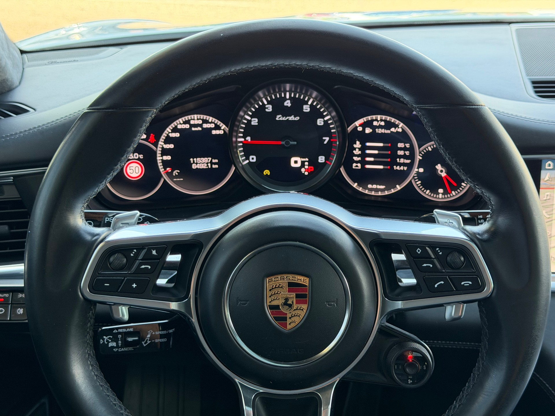 PORSCHE Panamera 4.0 V8 Turbo-image-13