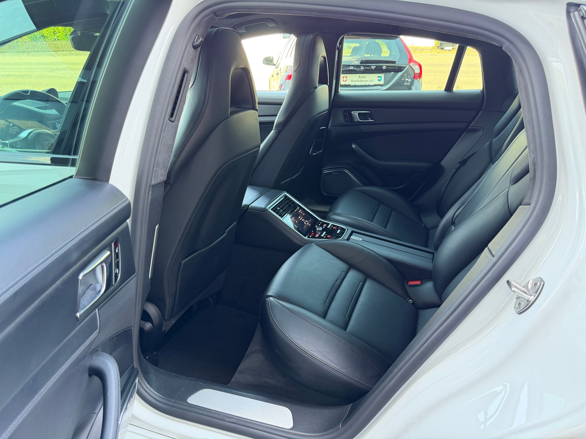 PORSCHE Panamera 4.0 V8 Turbo-image-21