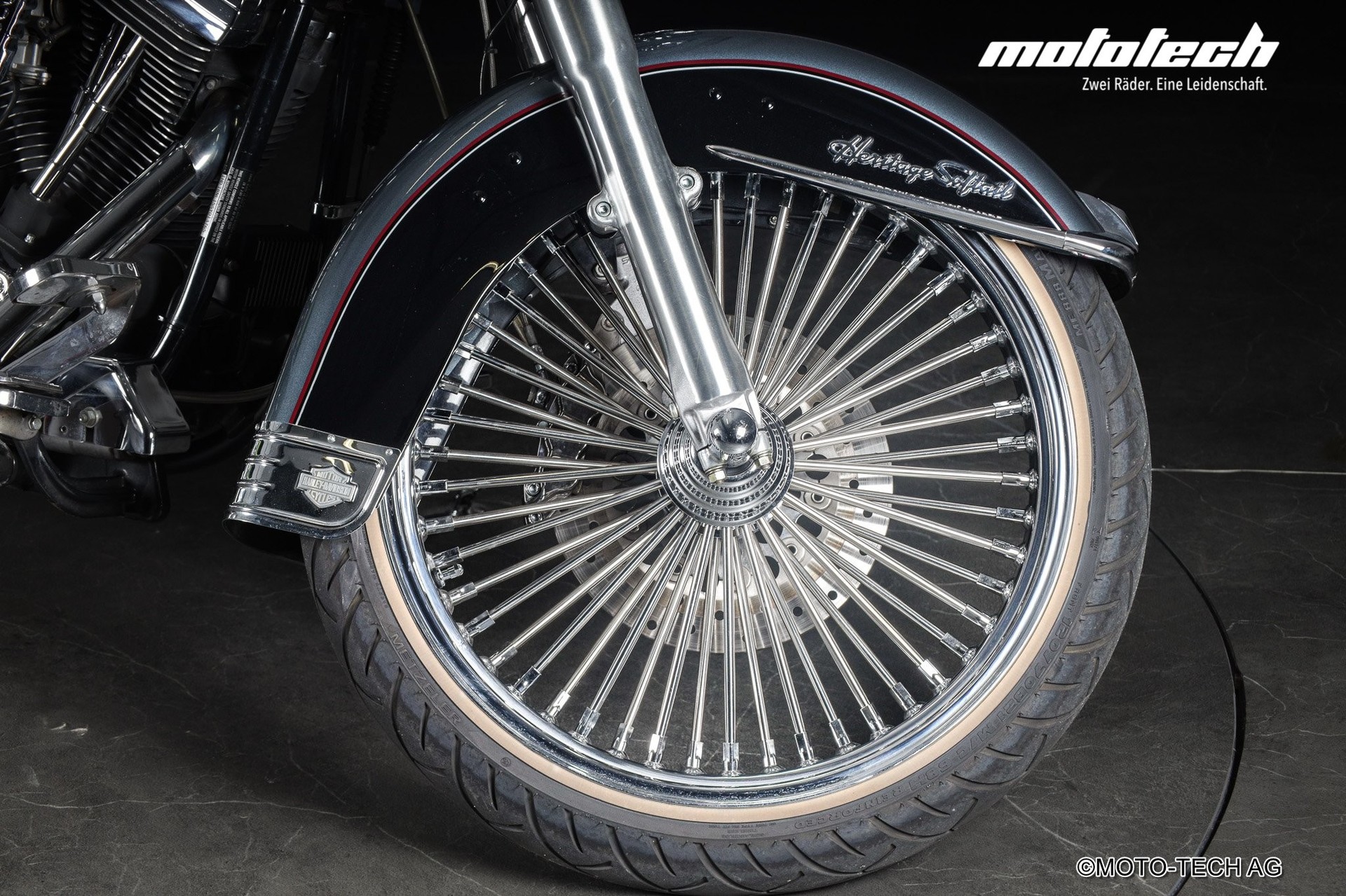 HARLEY-DAVIDSON FLSTN Heritage Nostalgia (35kW)-image-12