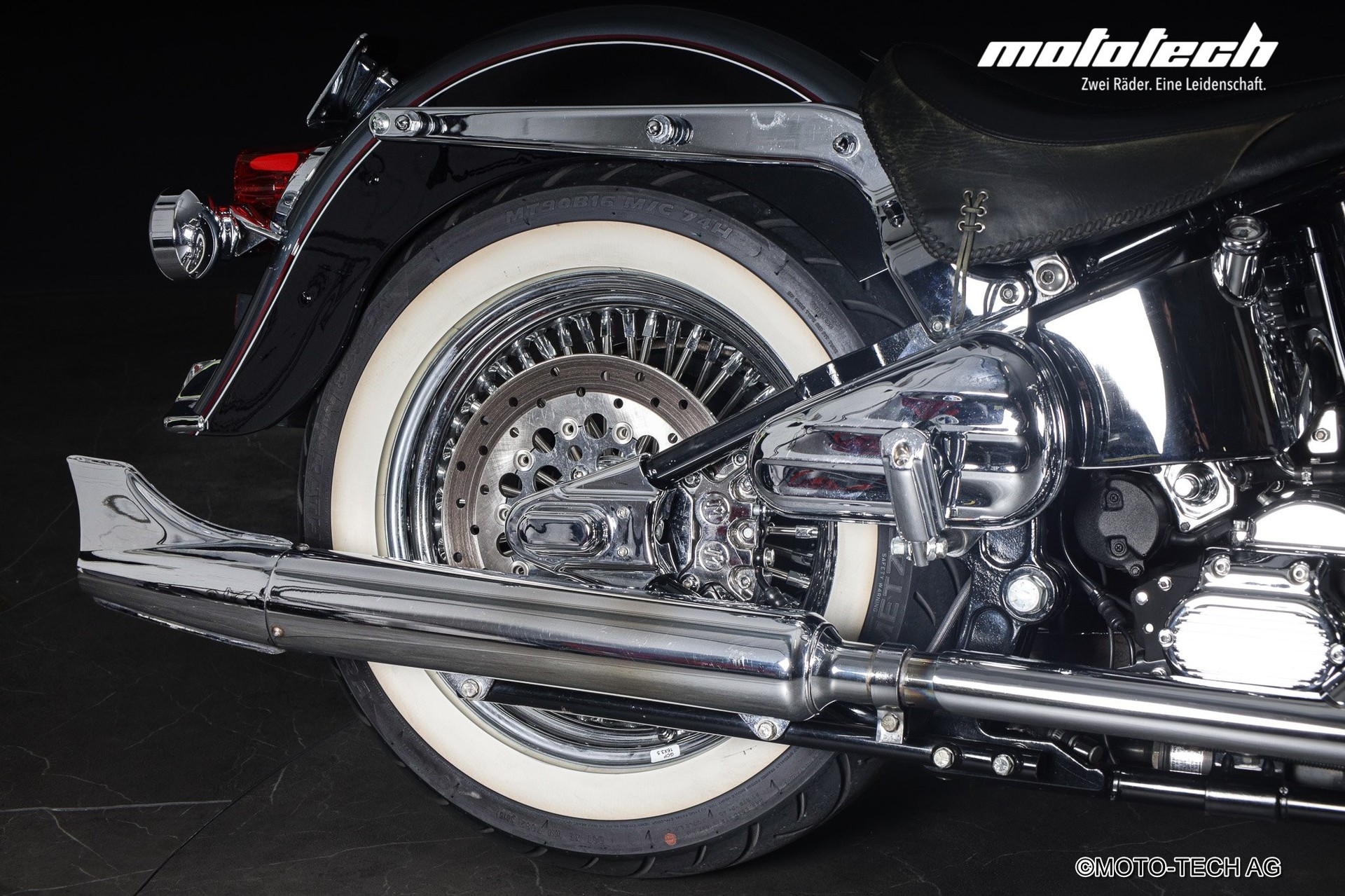 HARLEY-DAVIDSON FLSTN Heritage Nostalgia (35kW)-image-13