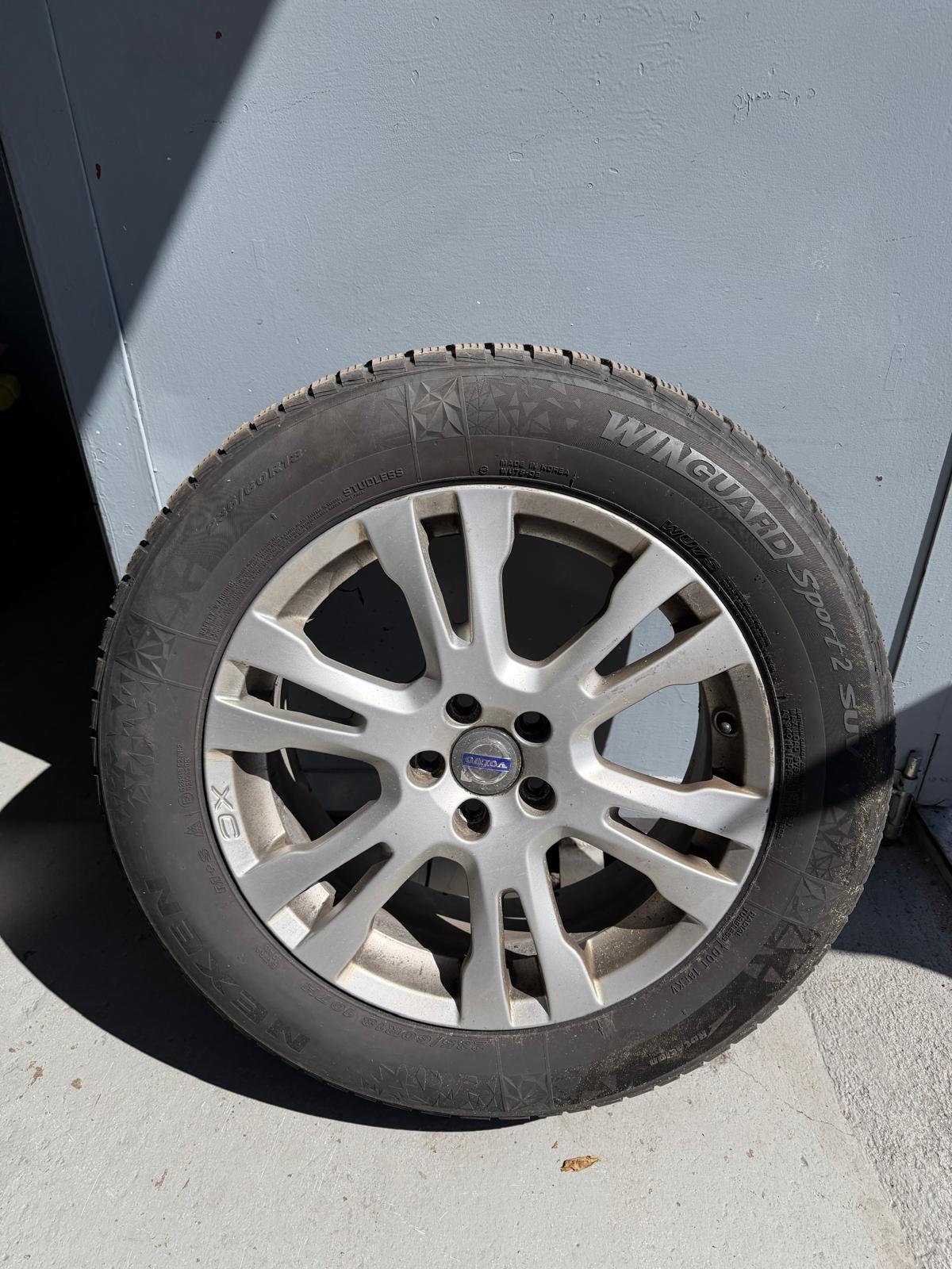 VOLVO XC90 D5 AWD Momentum Geartronic-image-6