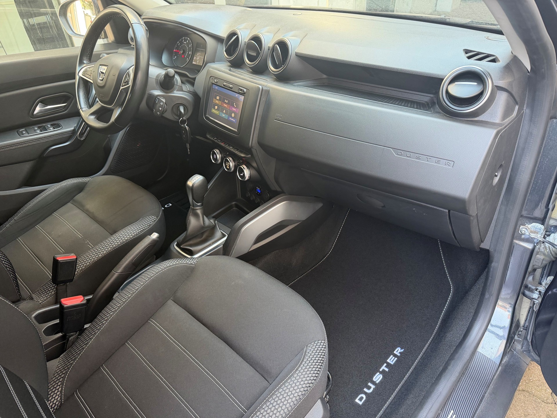 DACIA Duster dCi 110 Prestige 4x2 EDC-image-5