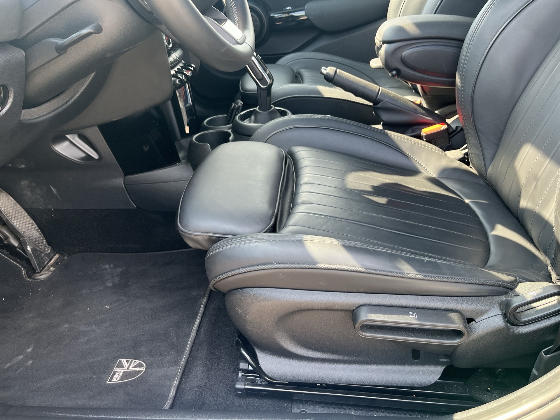 MINI Cooper S Trafalgar Edition Steptronic DKG-image-18