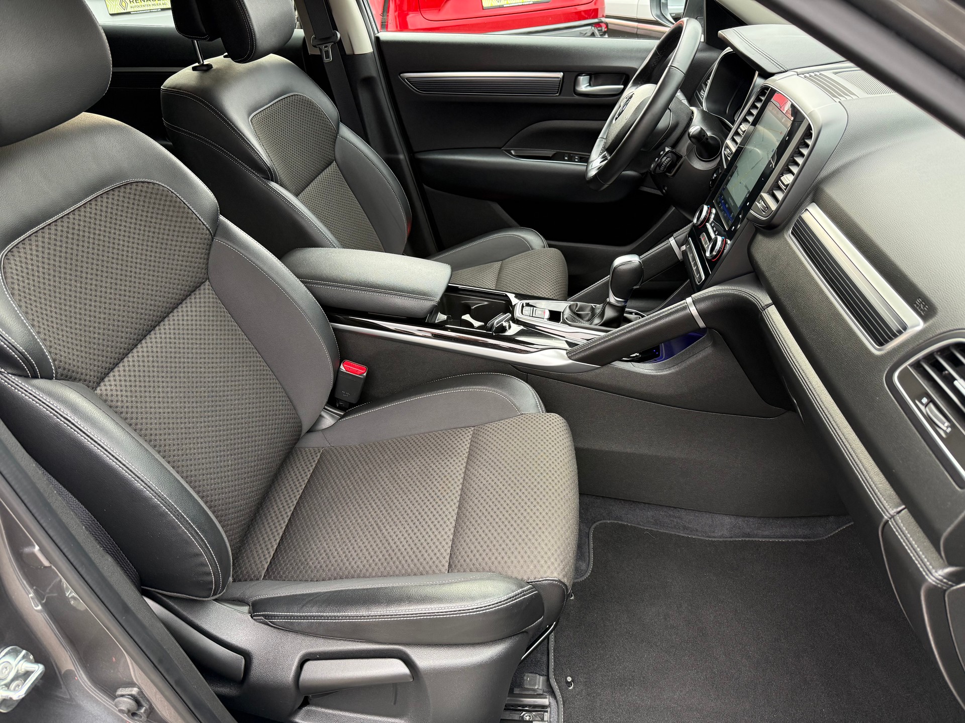 RENAULT Koleos 2.0 dCi Techno 4WD Xtronic CVT-image-10