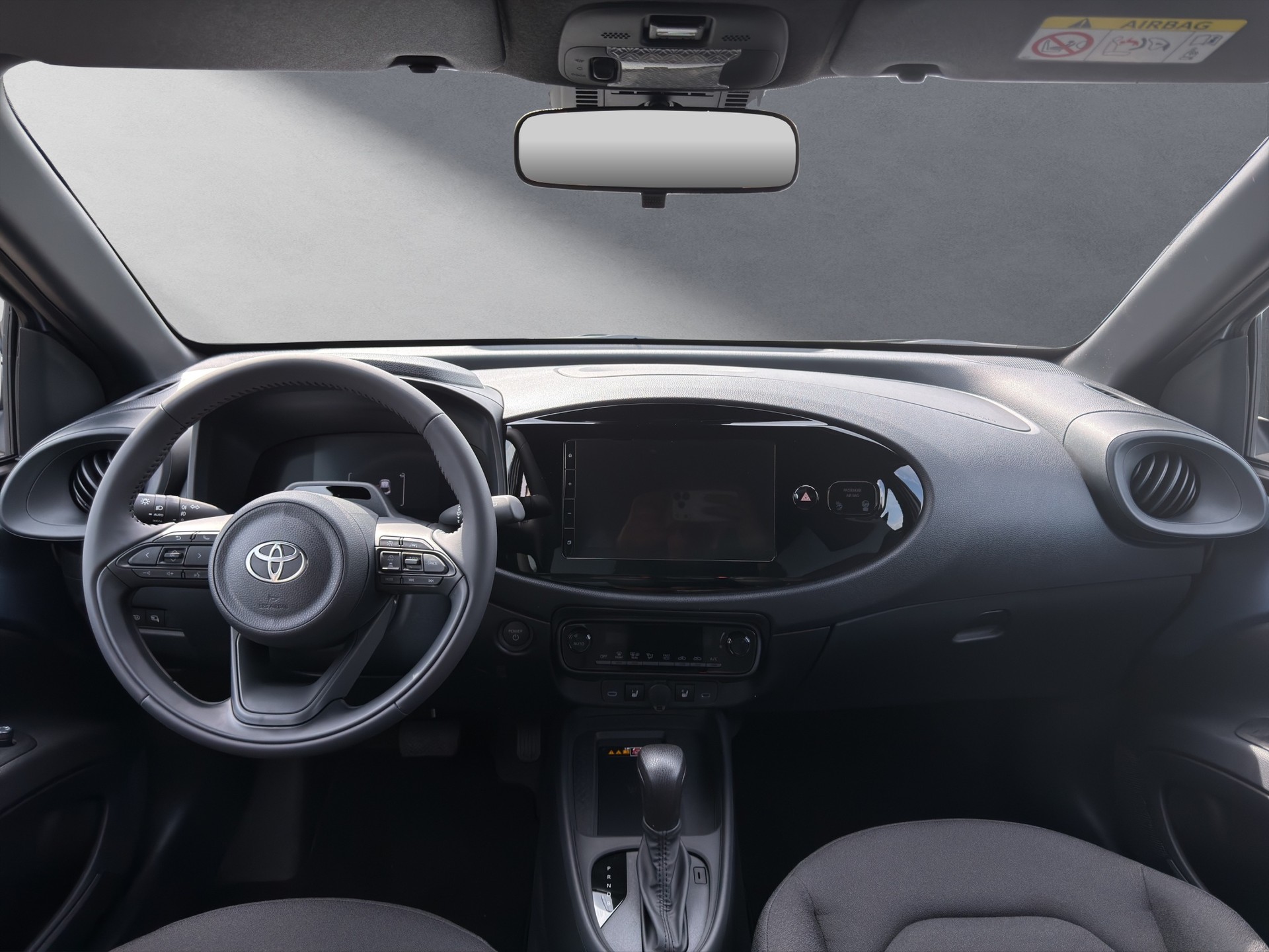 TOYOTA Aygo X 1.5 VVT-i HSD Comfort-showroom-element-3