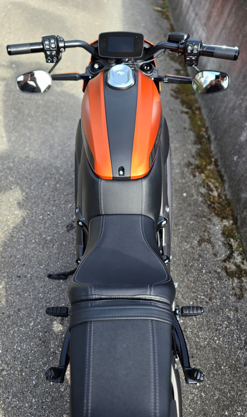 HARLEY-DAVIDSON Live Wire-image-4