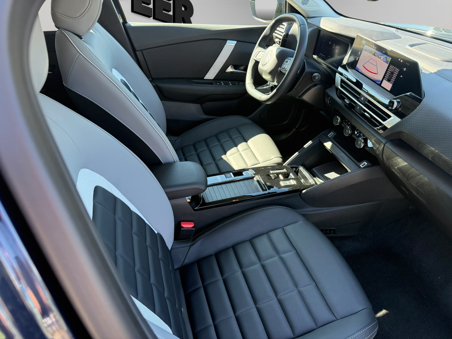 CITROEN C4 1.2 Hybrid Max-image-10