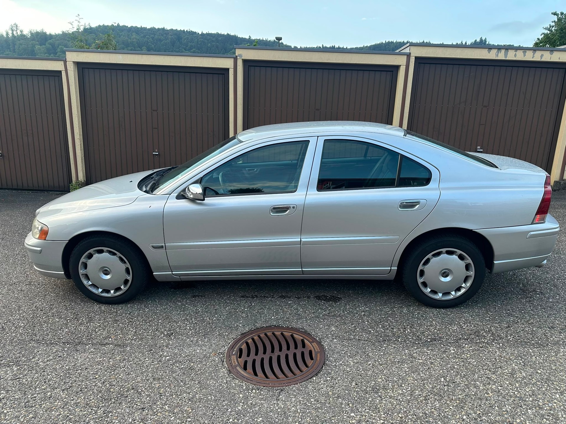 VOLVO S60 2.5T AWD Momentum / FRISCH AB MFK-image-4