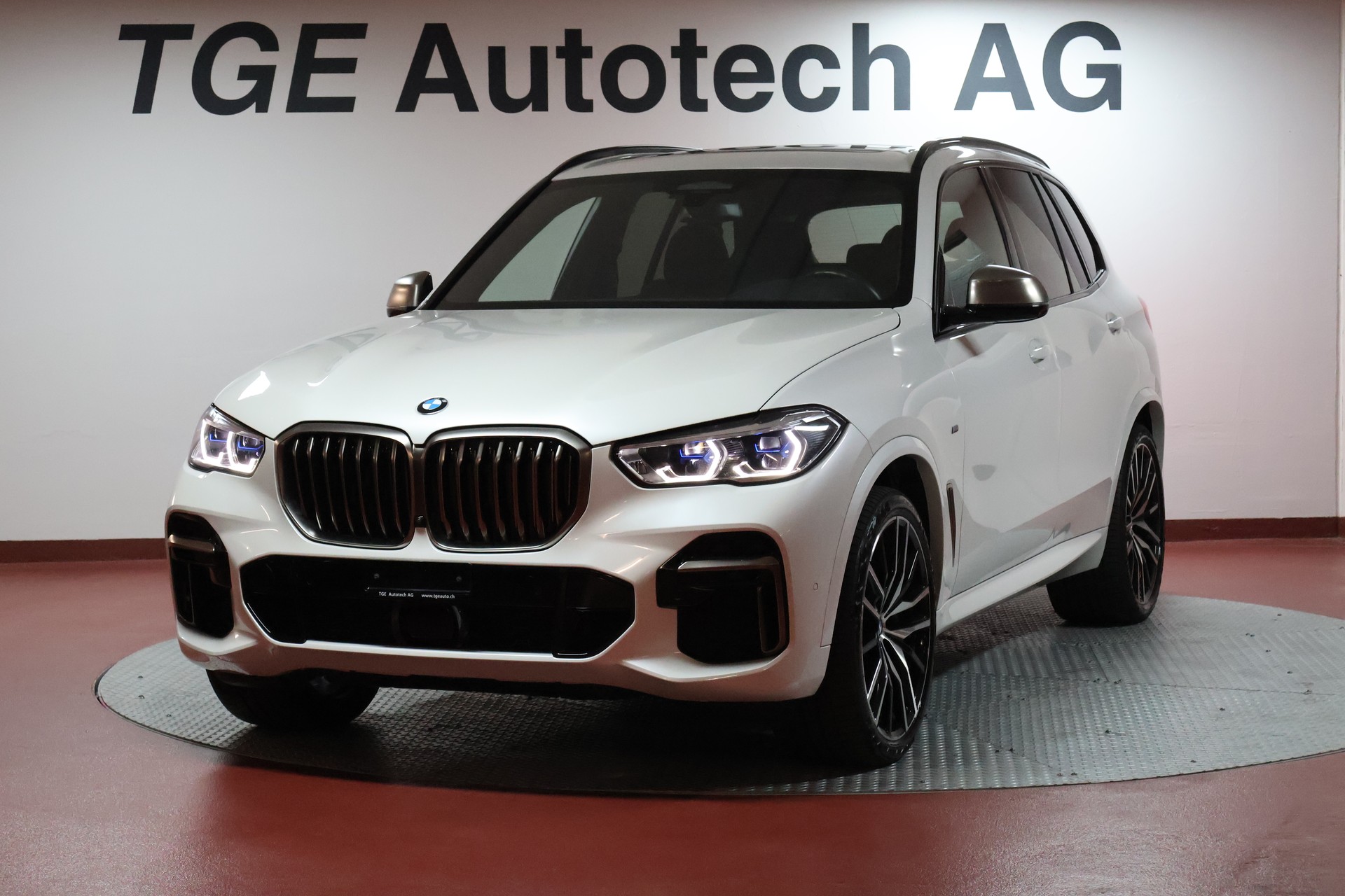 BMW X5 xDrive M50i Steptronic