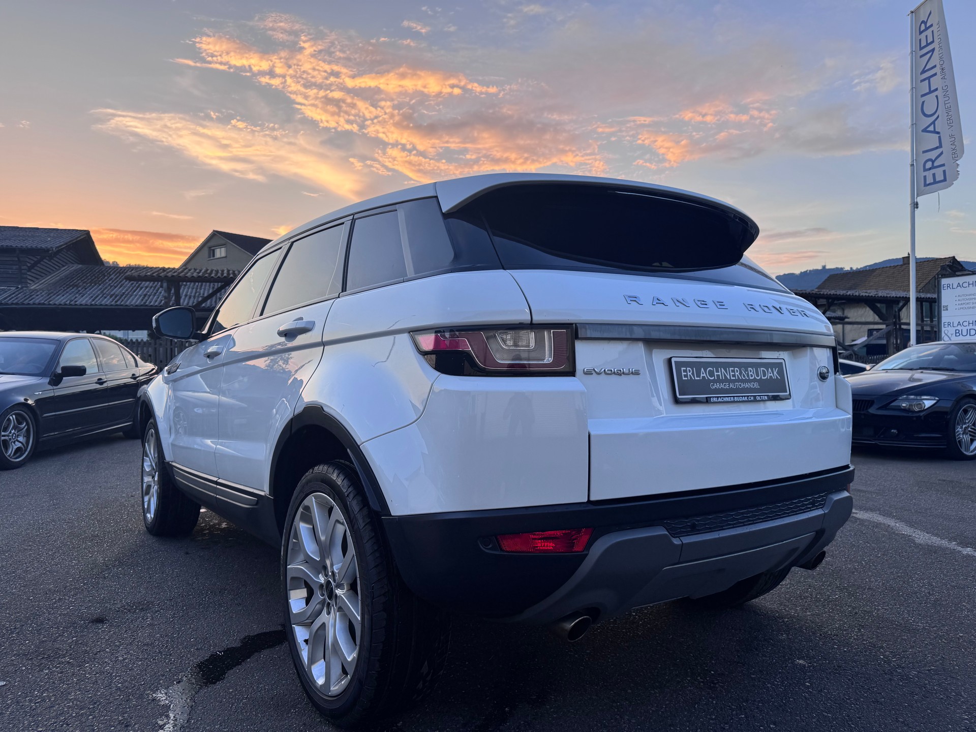 LAND ROVER Range Rover Evoque 2.0 TD4 SE Advantage AT9-showroom-element-3