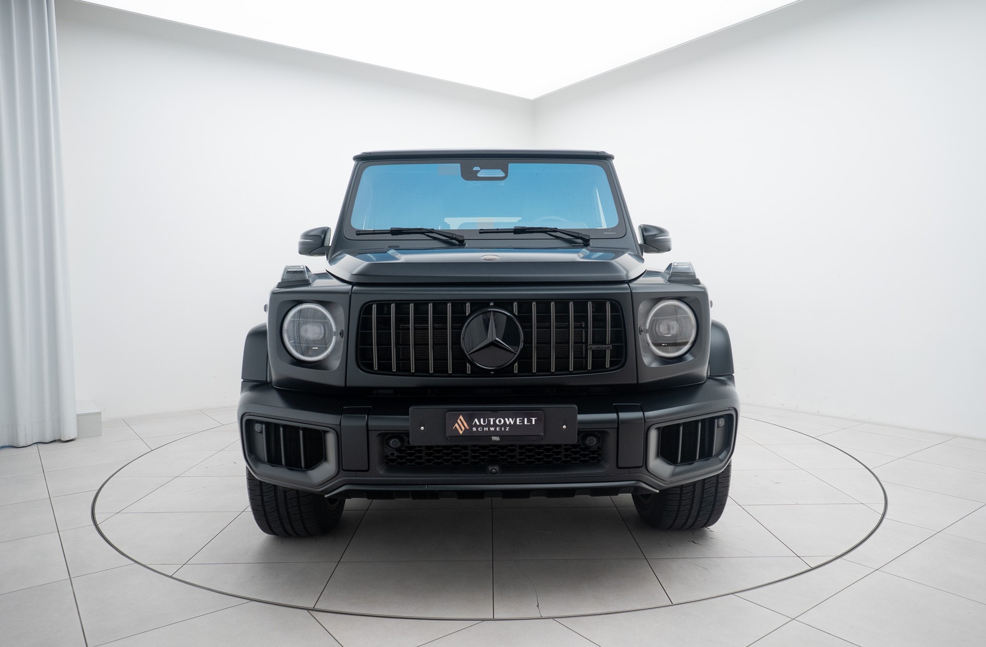 MERCEDES-BENZ G 63 AMG 9G-Tronic-image-4