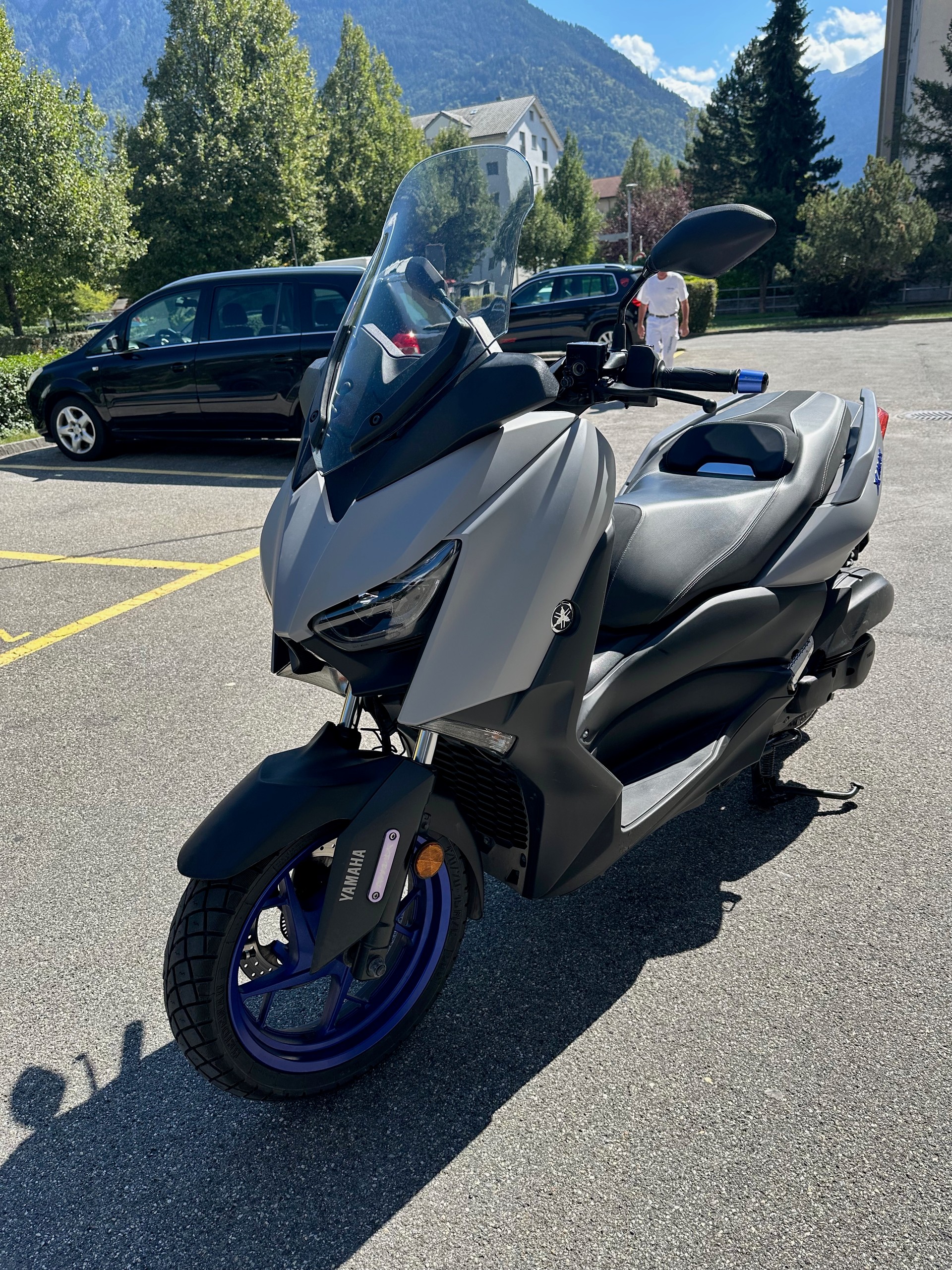 YAMAHA X-Max YP 125-image-1