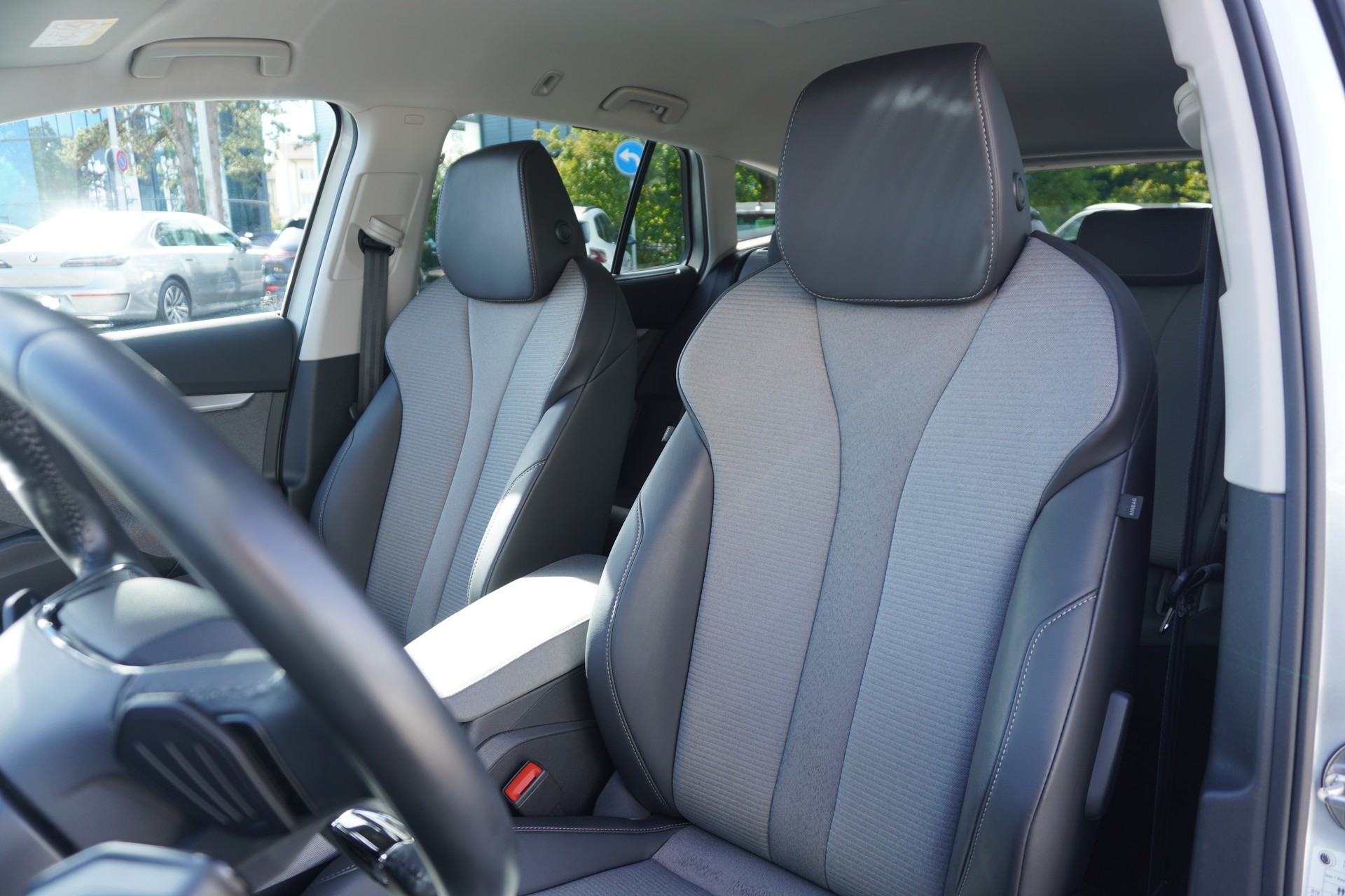 SKODA Enyaq iV 80-image-10