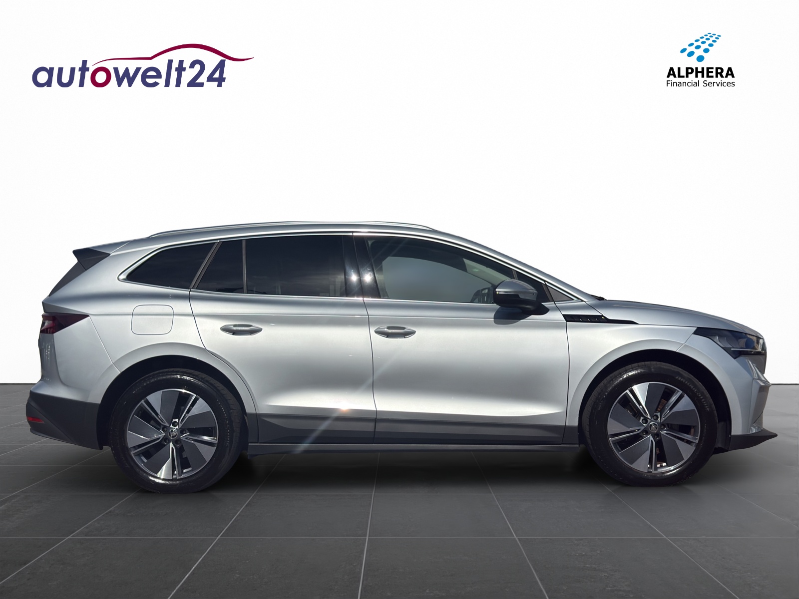 SKODA Enyaq iV 80-showroom-element-3