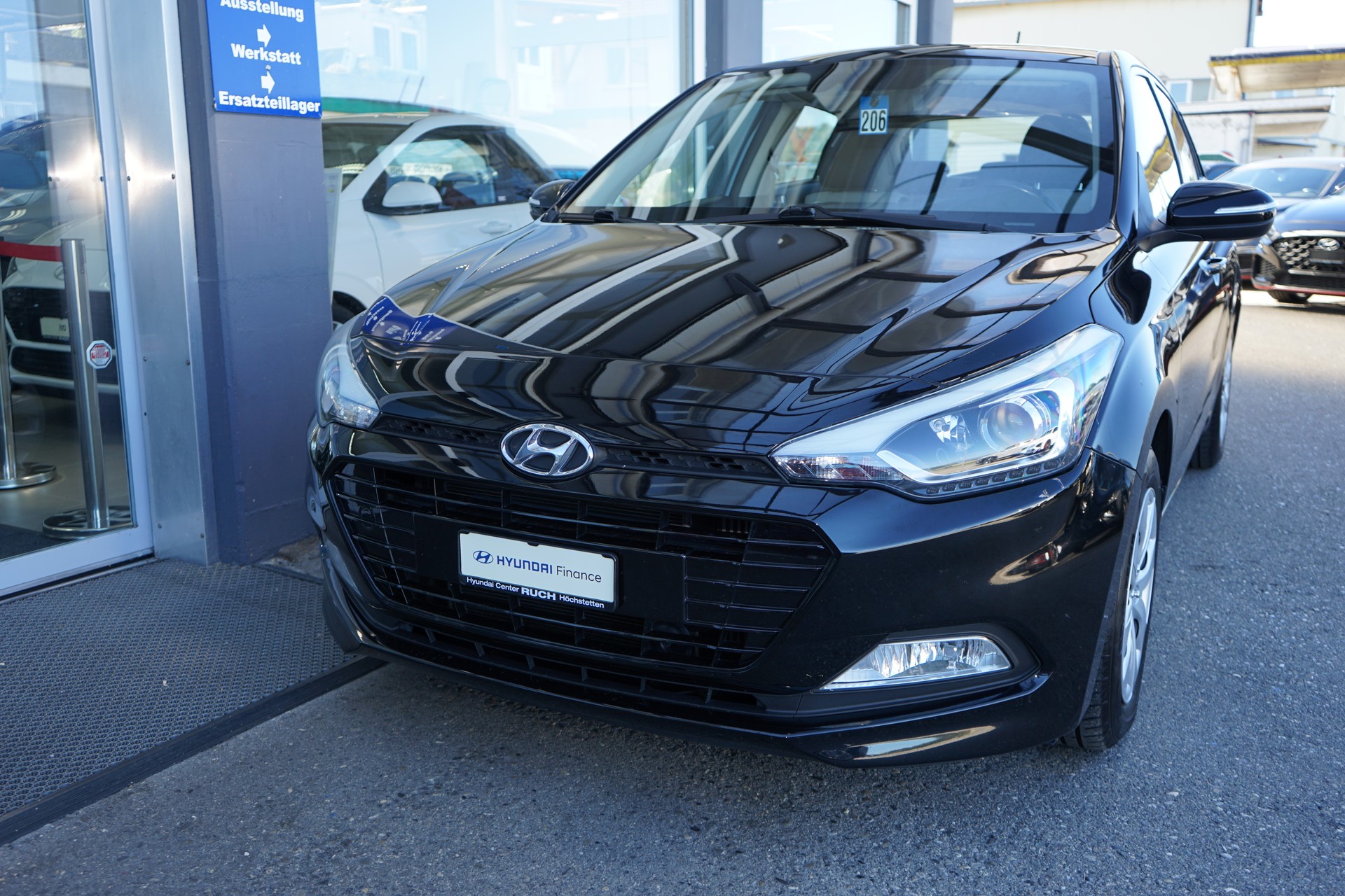 HYUNDAI i20 1.0 T-GDi Plena-showroom-element-3