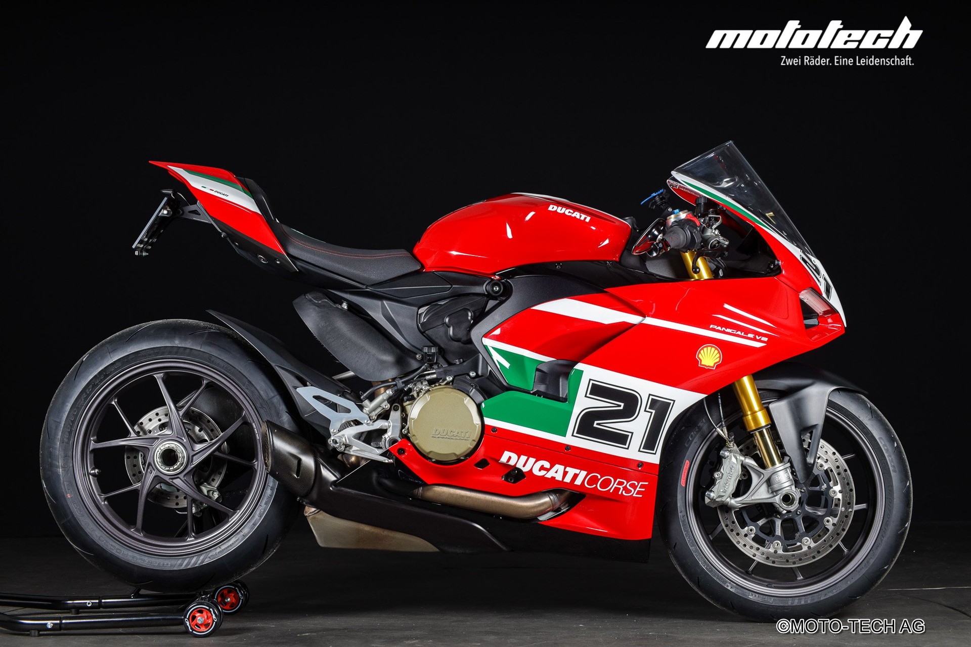 DUCATI Panigale V2 Bayliss 1st Champion 20th Anniversary-image-1