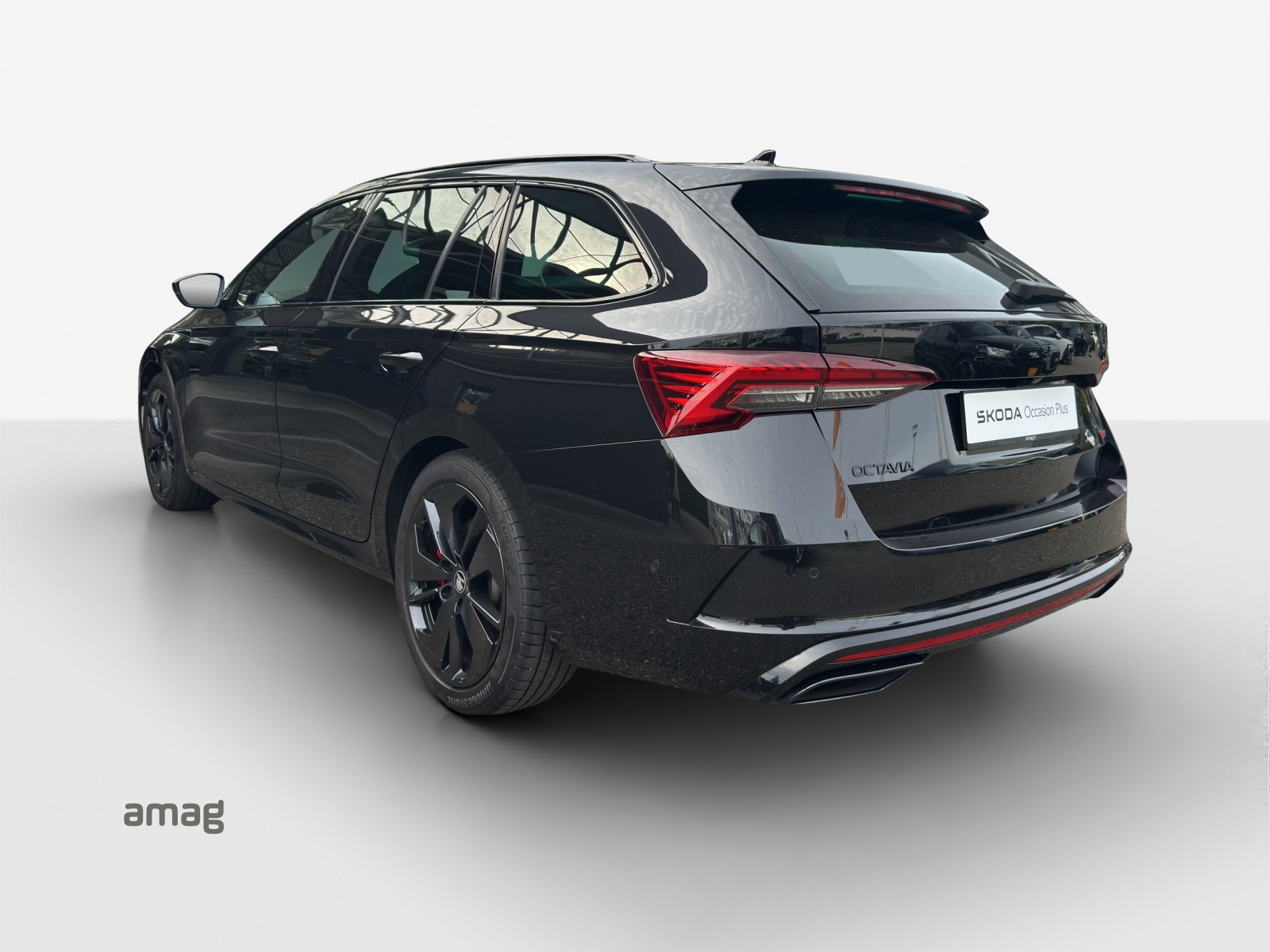 SKODA Octavia Combi 2.0 TSI DSG RS-showroom-element-2