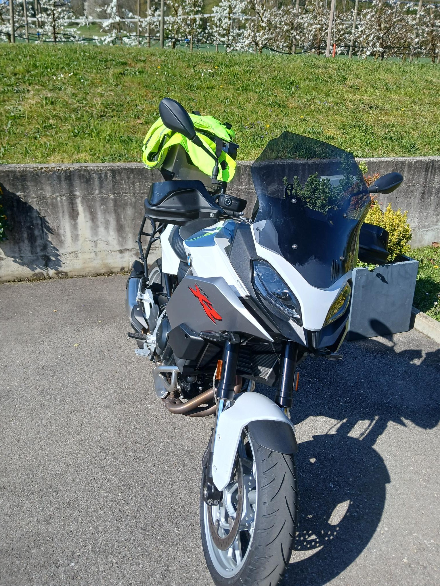 BMW F 900 XR ABS-image-1