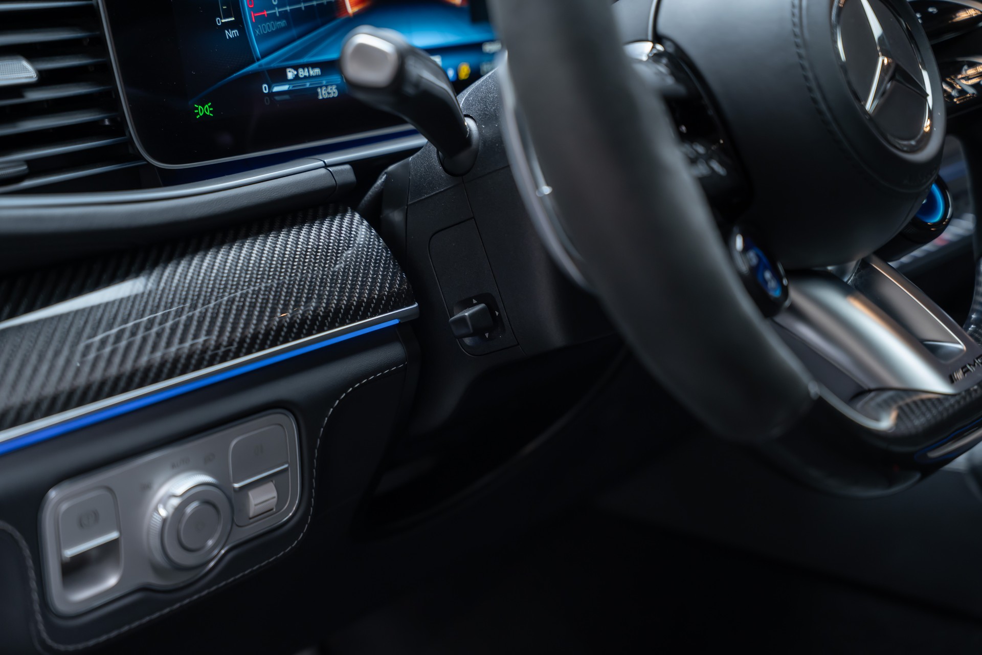 MERCEDES-BENZ GLE 63 S AMG 4matic+ Coupé / Panorama / 360°Kamera / HeadUp-image-15