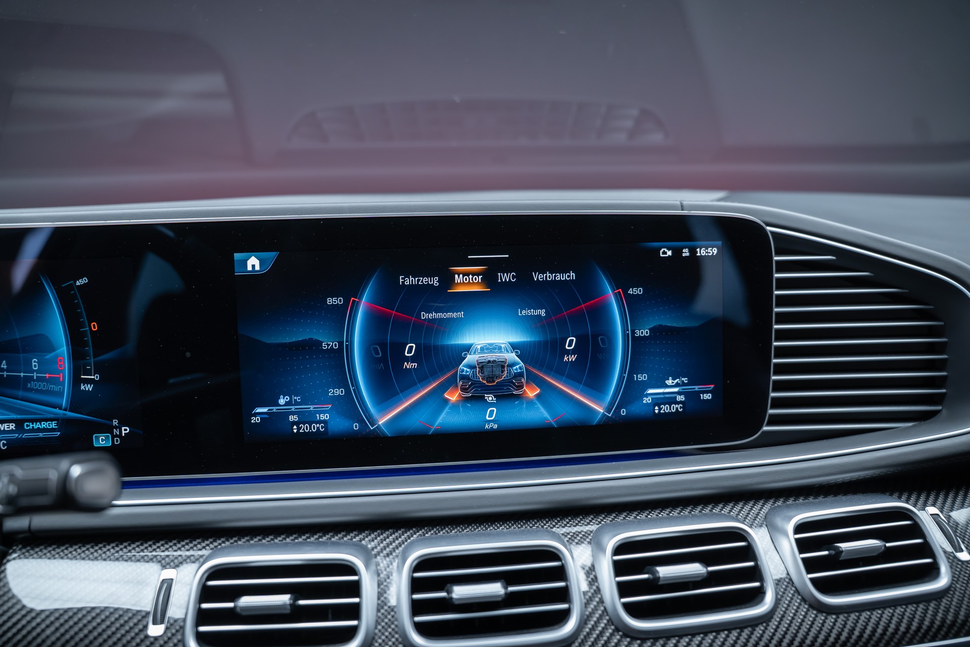 MERCEDES-BENZ GLE 63 S AMG 4matic+ Coupé / Panorama / 360°Kamera / HeadUp-image-35