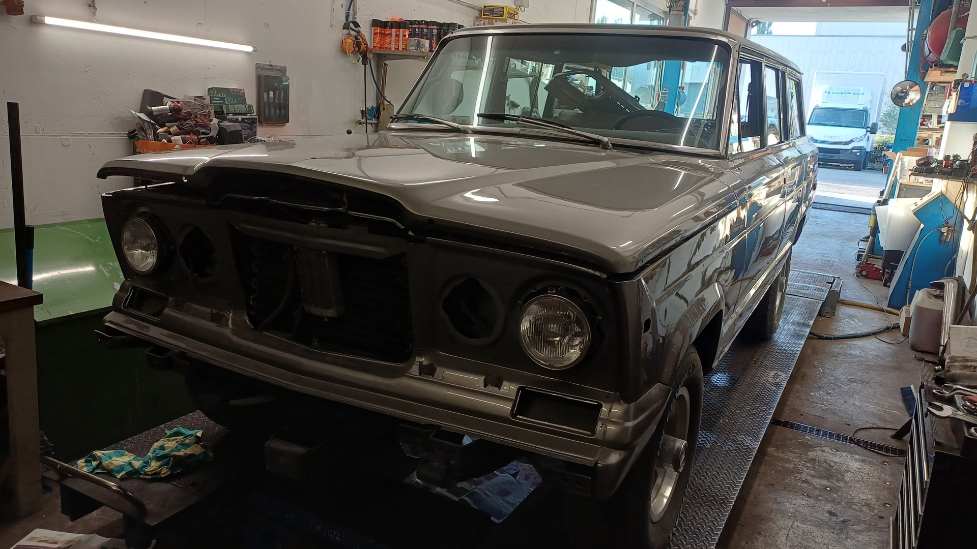 JEEP Wagoneer Limited V8