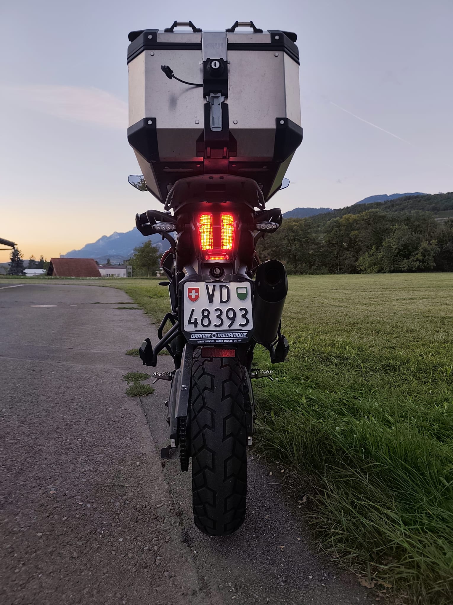 TRIUMPH Tiger 800 XCa ABS-image-12