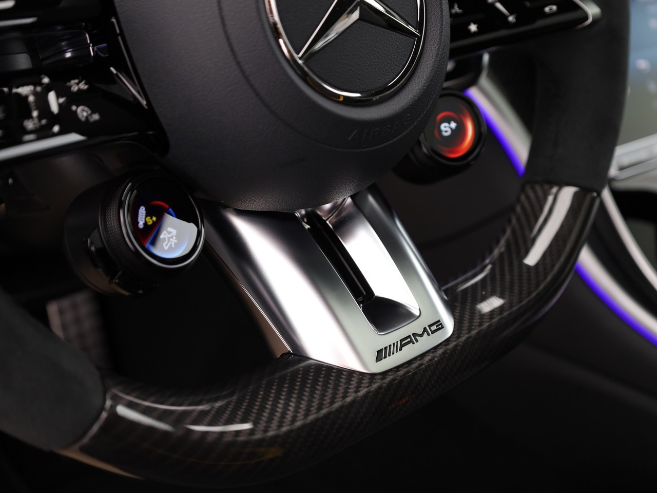 MERCEDES-BENZ CLE 53 Coupé AMG 4Matic+ 9G-Tronic-image-12