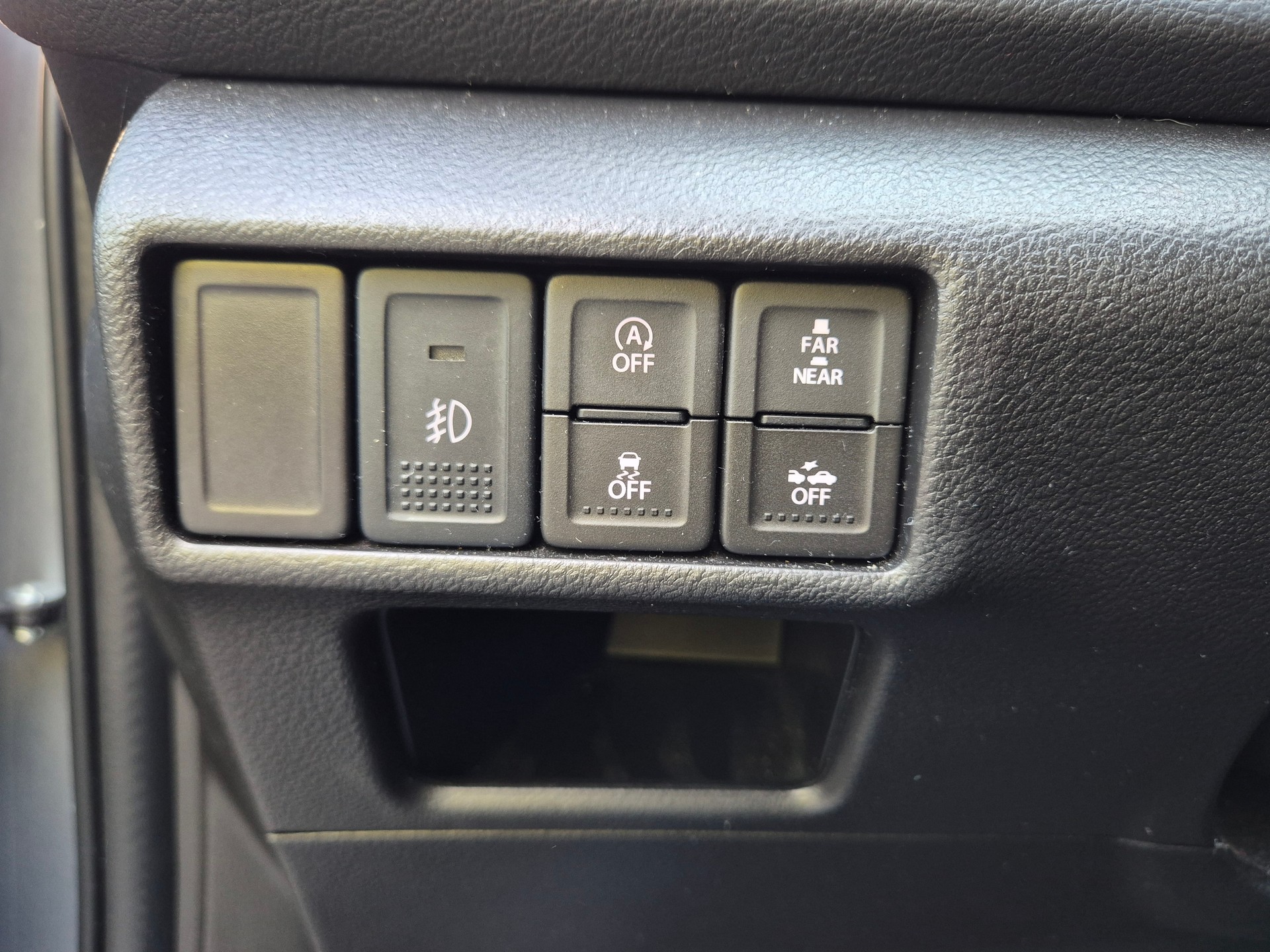 SUZUKI SX4 S-Cross 1.4 16V Compact+ Hybrid 4WD Automatic-image-19
