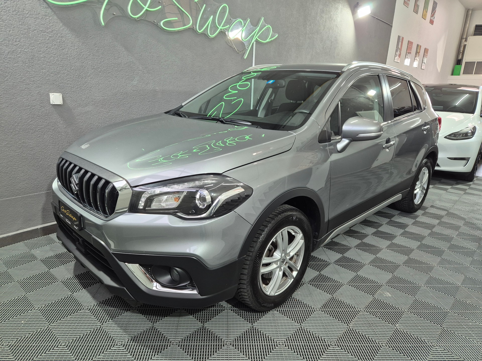 SUZUKI SX4 S-Cross 1.4 16V Compact+ Hybrid 4WD Automatic-showroom-element-1