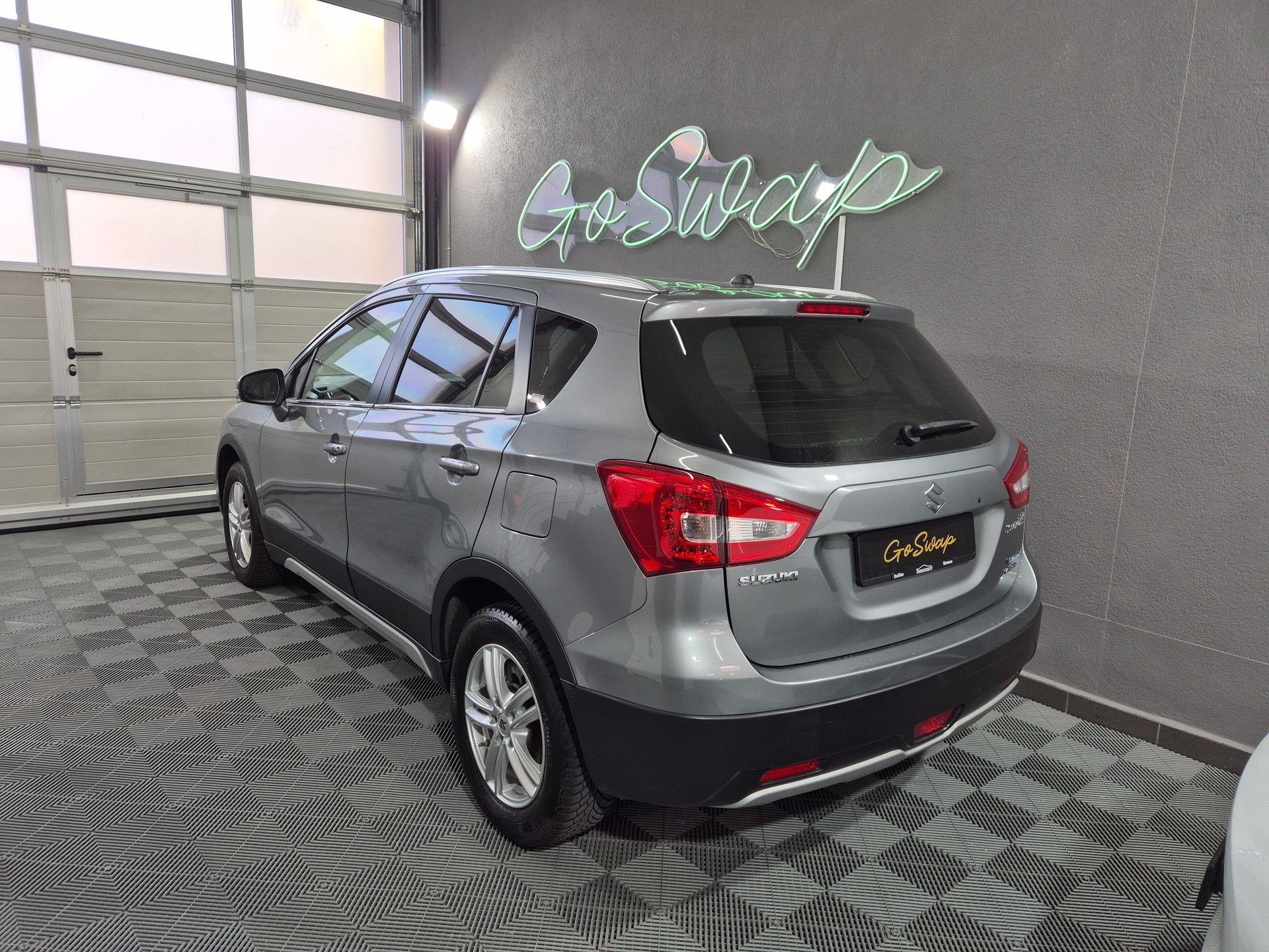 SUZUKI SX4 S-Cross 1.4 16V Compact+ Hybrid 4WD Automatic-showroom-element-2